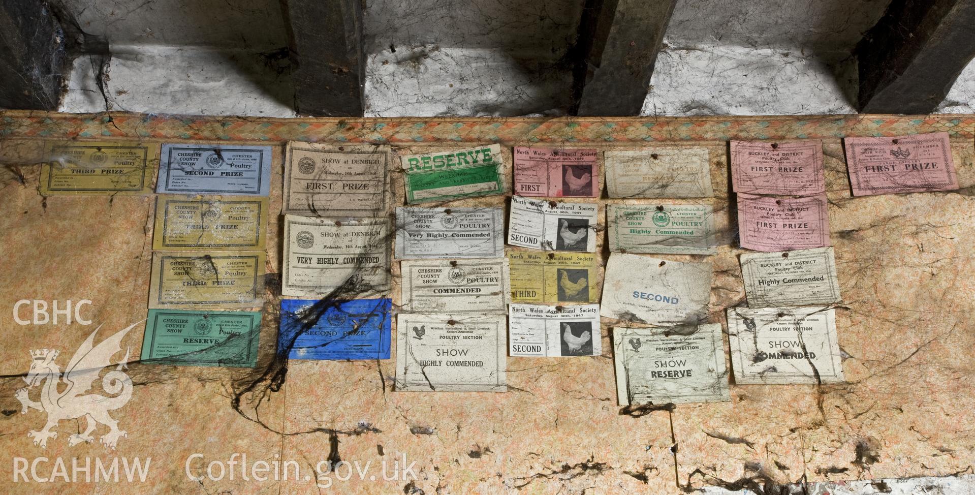 Detail, show awards.