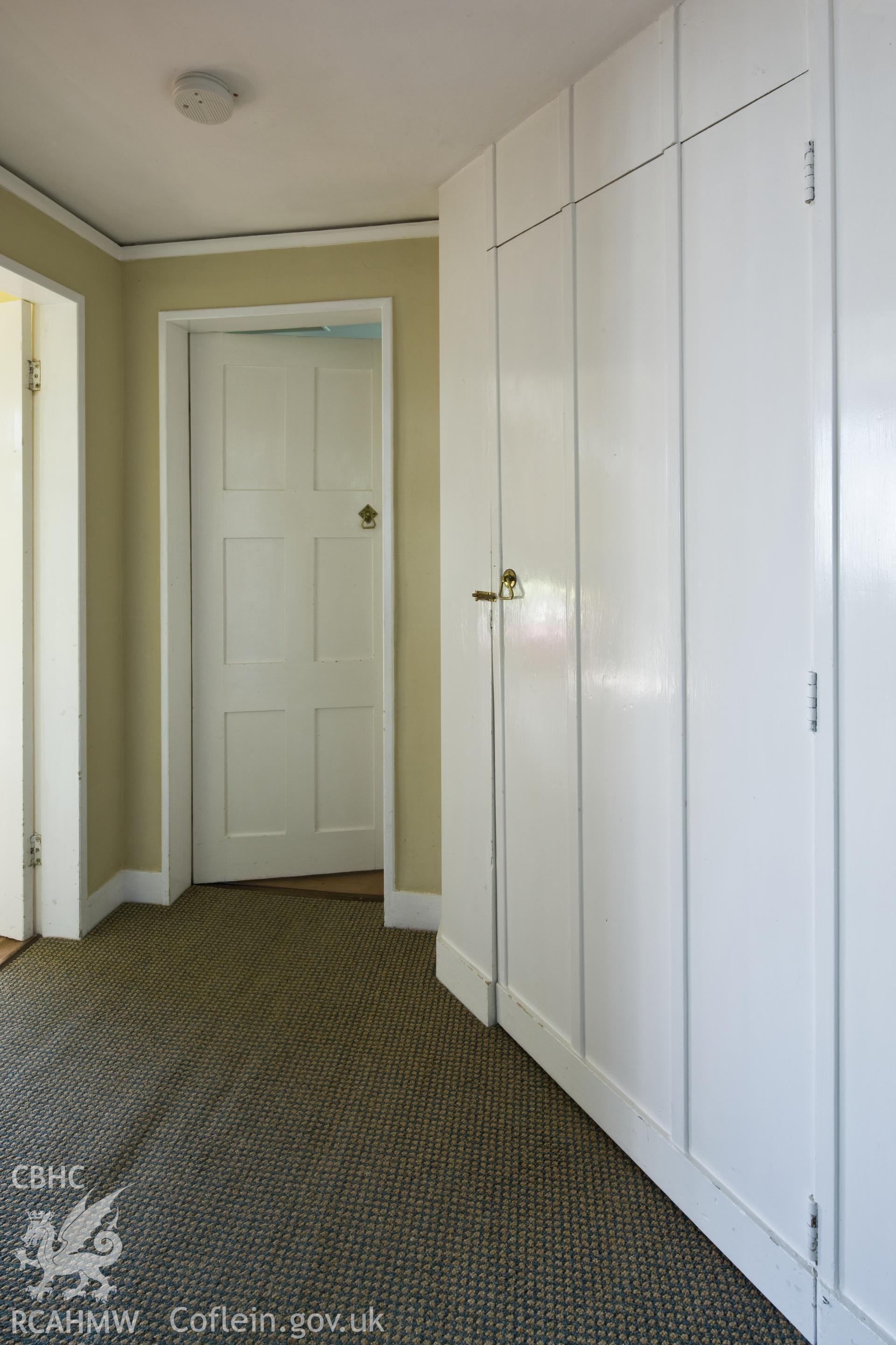 Built in cupboards.