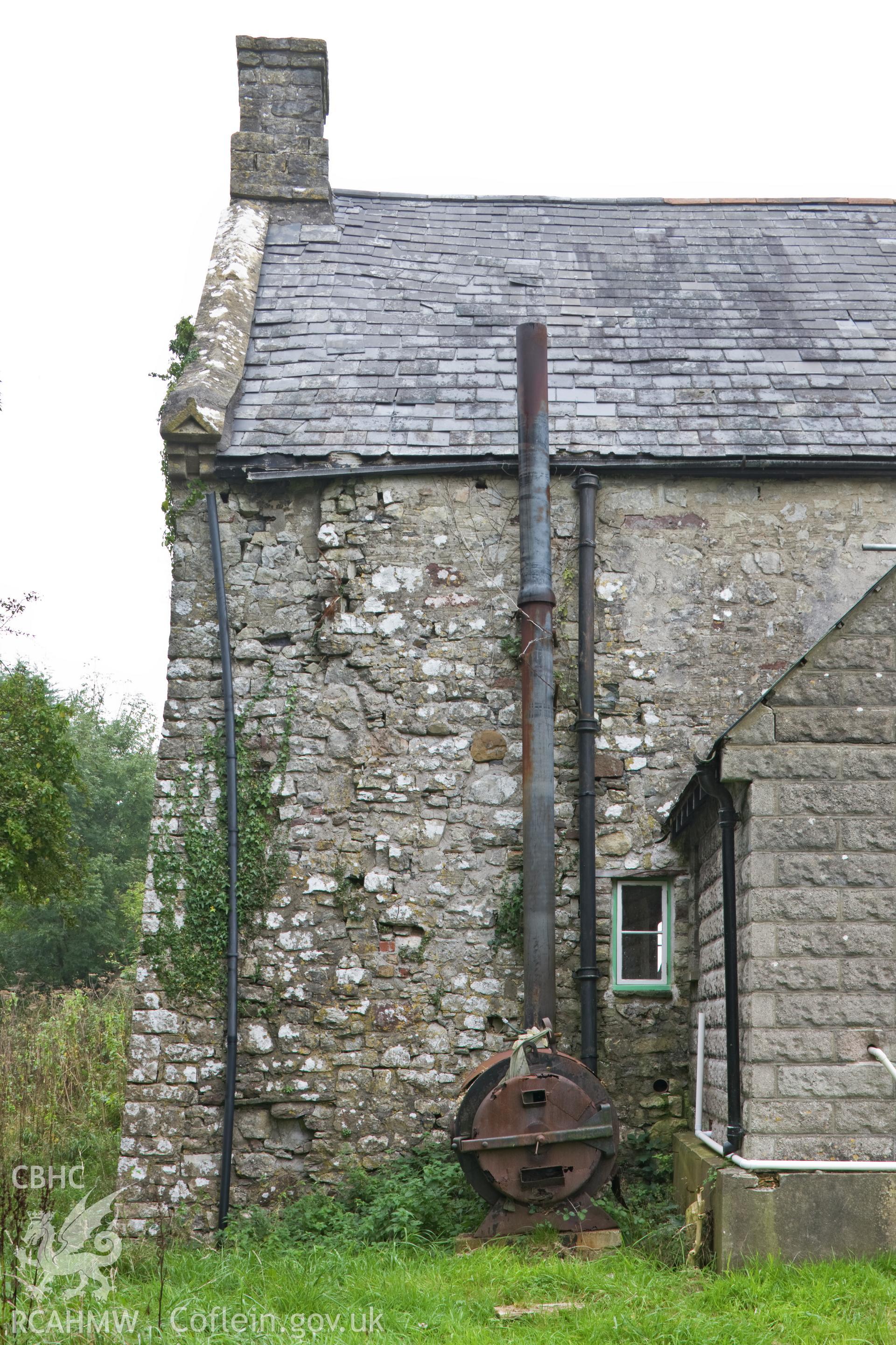 Detail of west side of north wall.