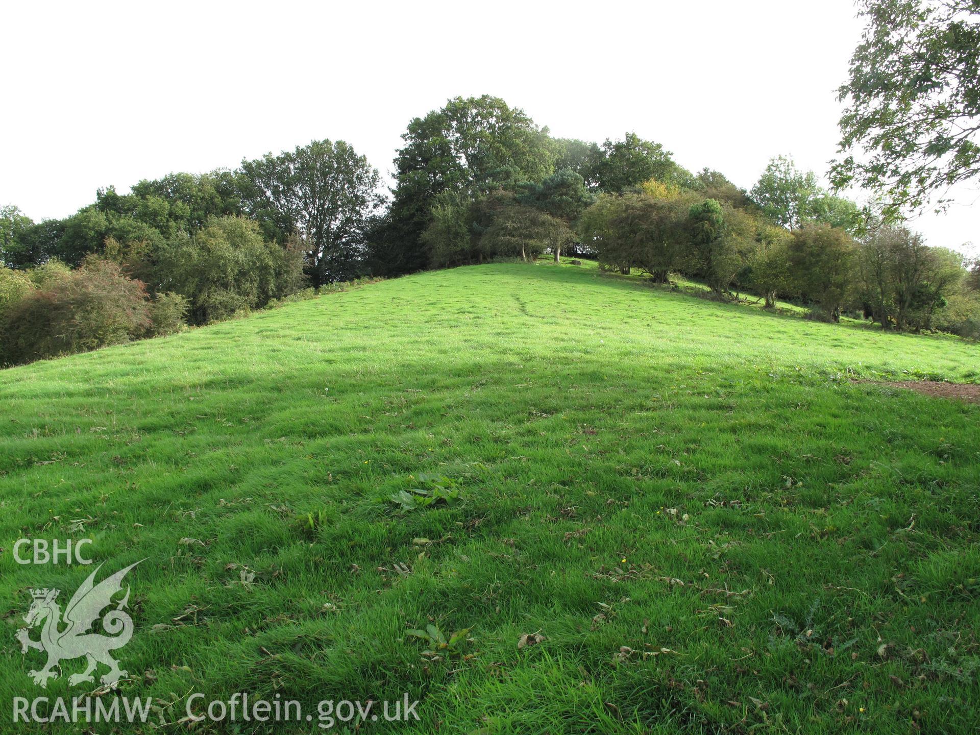 Site of the battle at Craig-y-dorth from the north, taken by Brian Malaws on 26 September 2011.