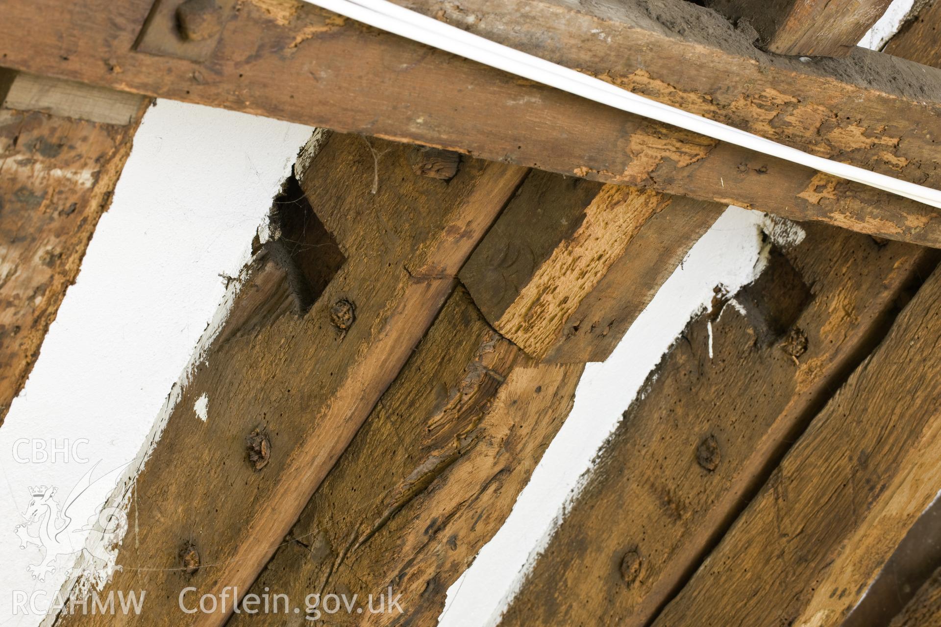 Stopped tenon joints.