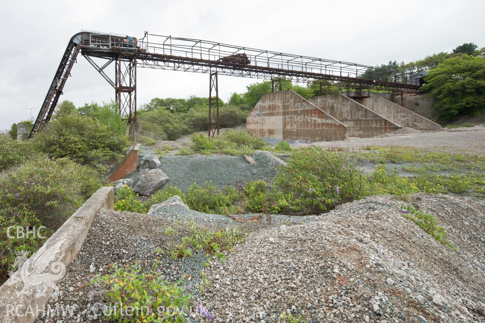 Conveyor and bays from the northwest.