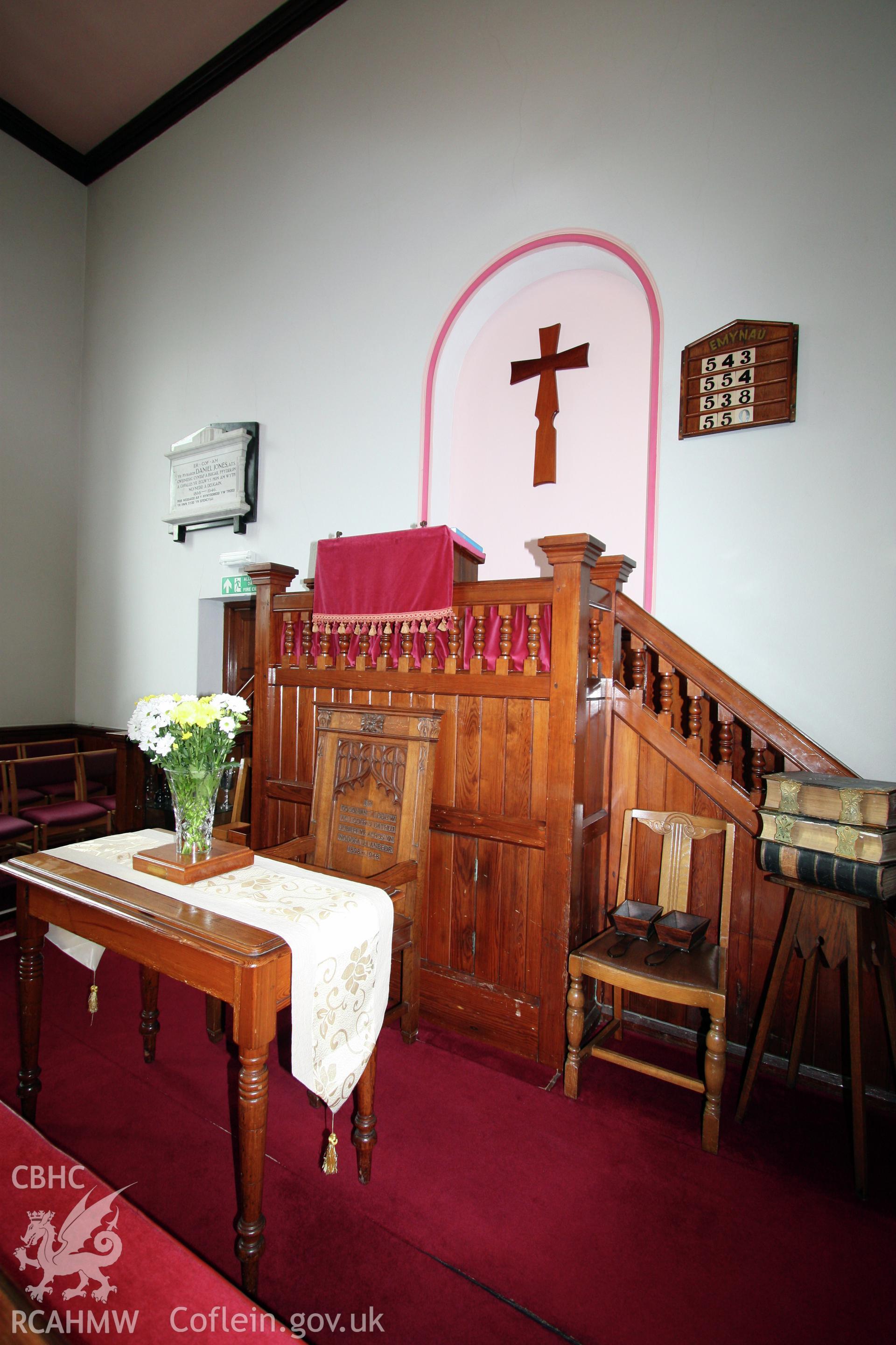 Noddfa Welsh Baptist Church, detail of pulpit.