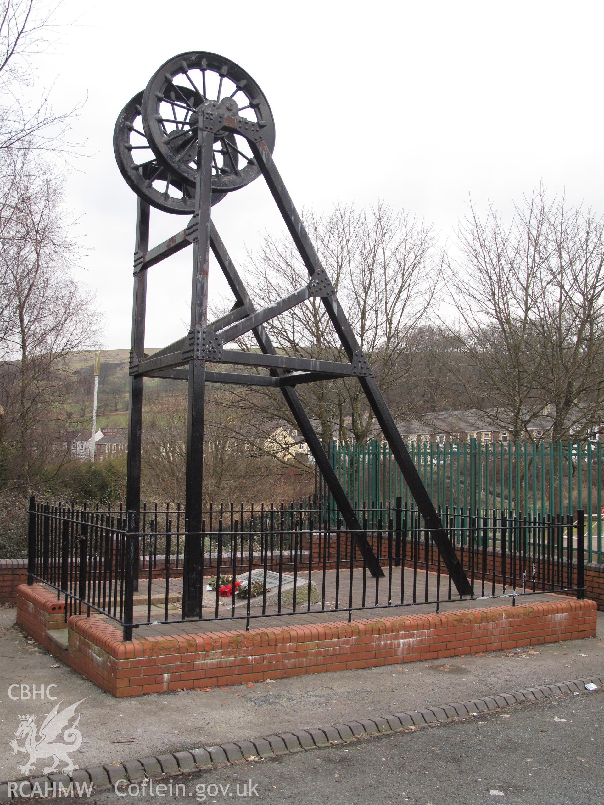 Universal Colliery Memorial, Senghenydd, from the north, taken by Brian Malaws on 12 February 2010.