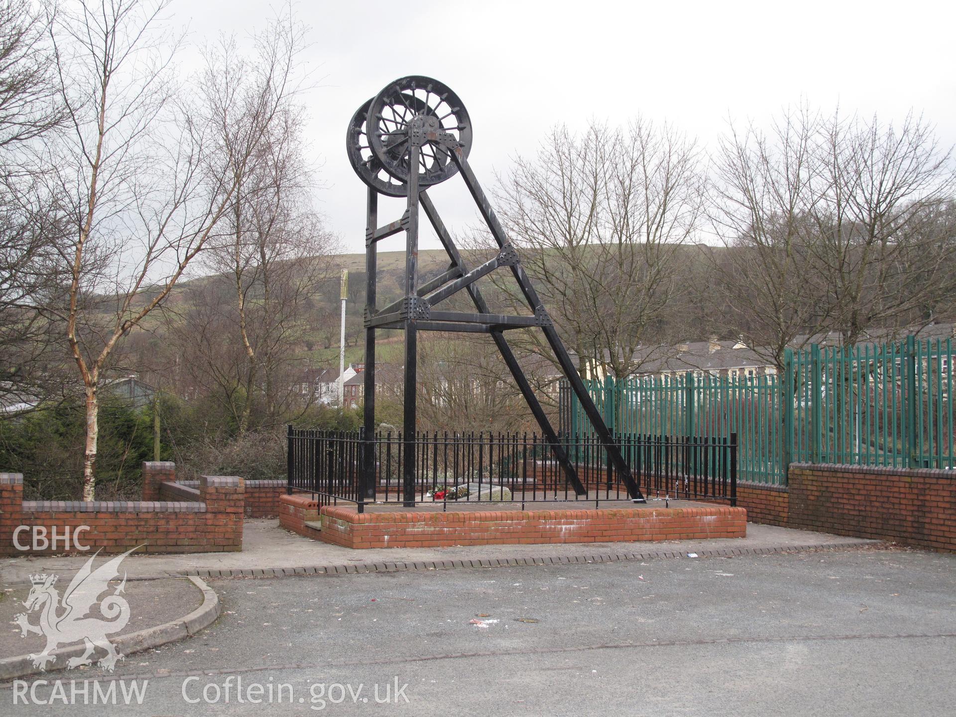 Universal Colliery Memorial, Senghenydd, from the north, taken by Brian Malaws on 12 February 2010.