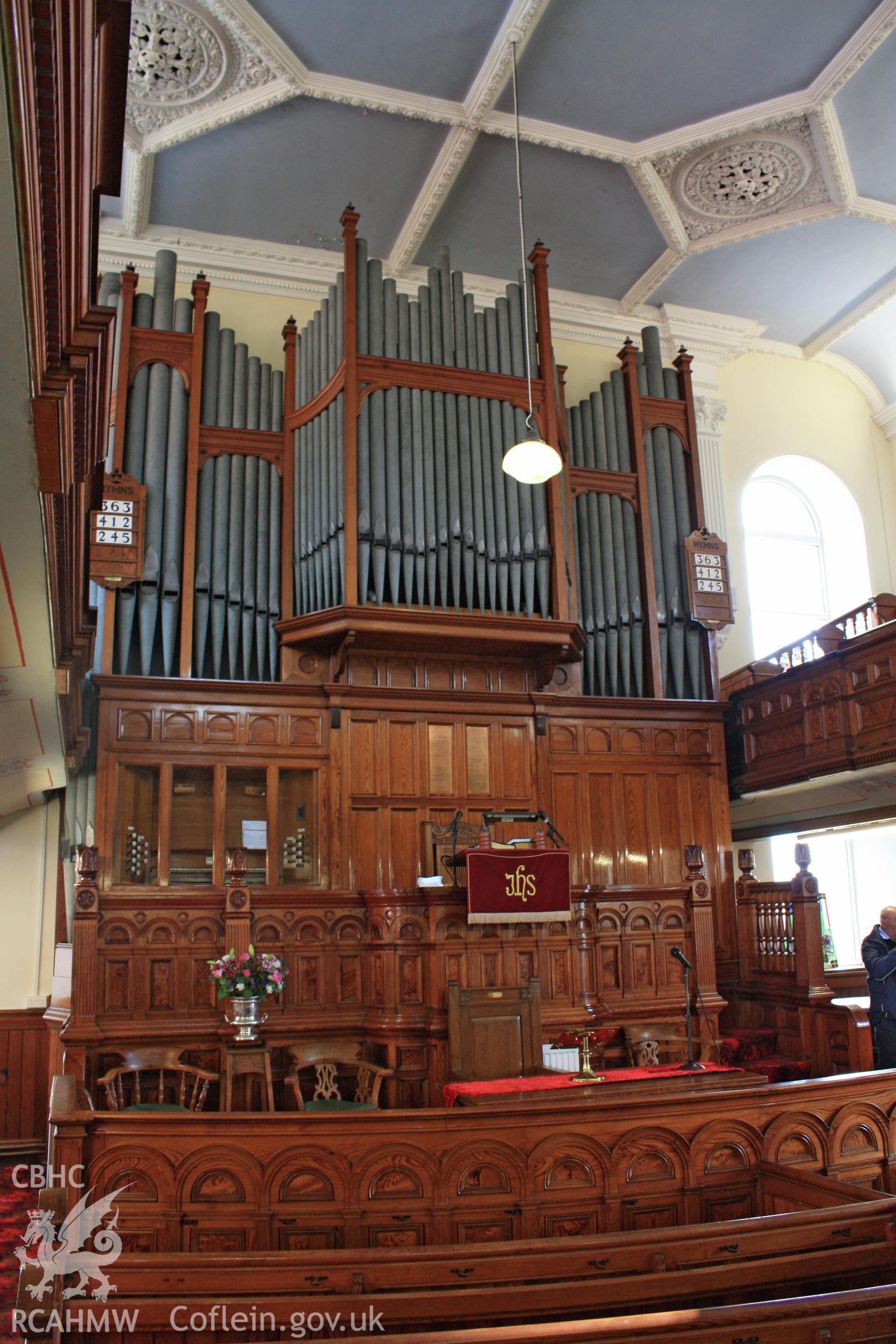 Internal; organ and pulpit