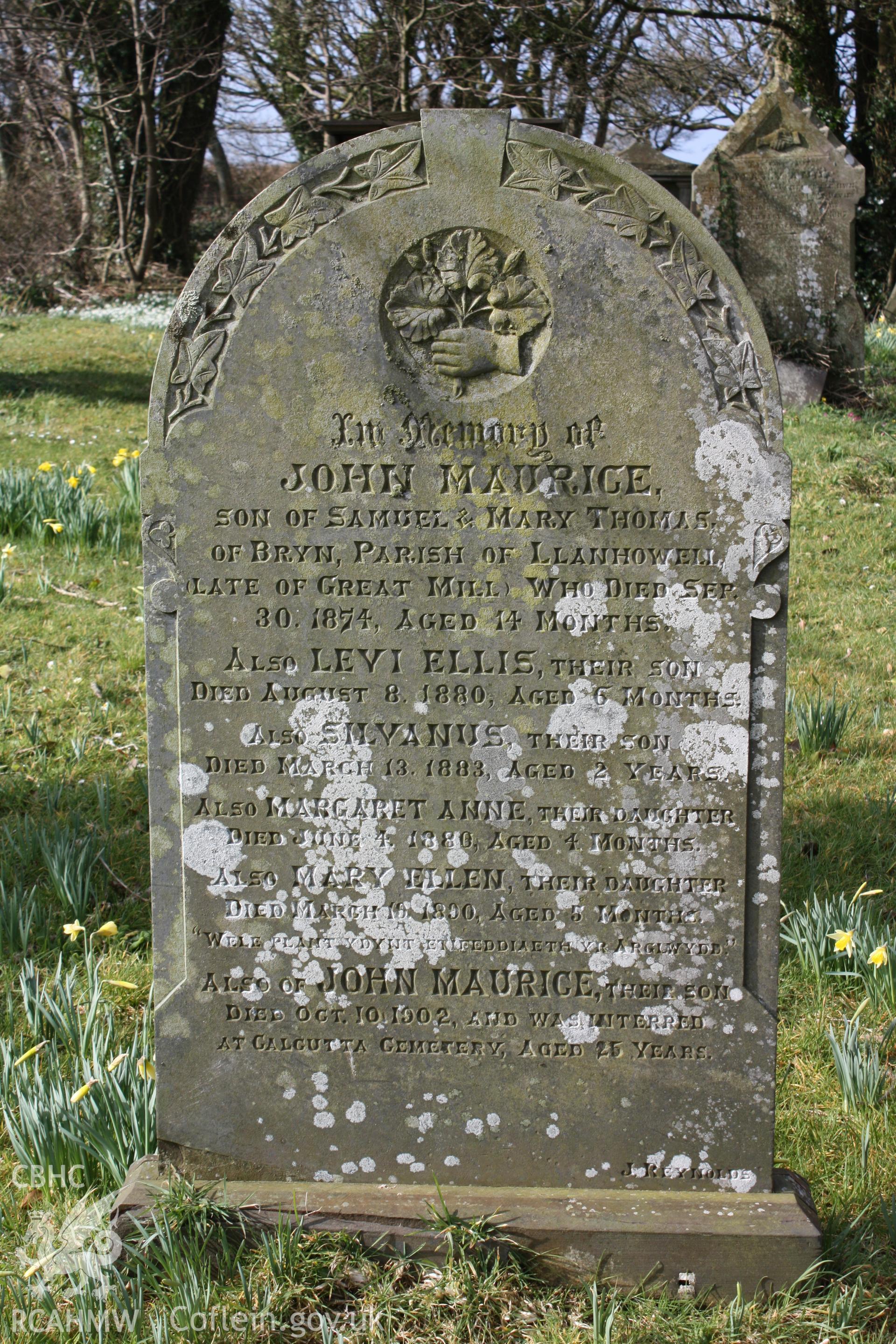Gravestone commemorating five infants from the Thomas family