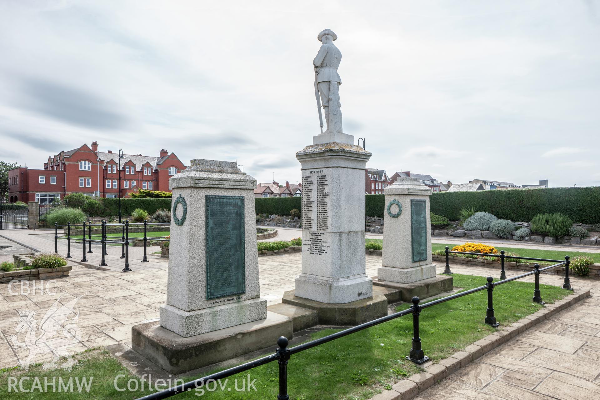 Statue and cenotaph from the northeast
