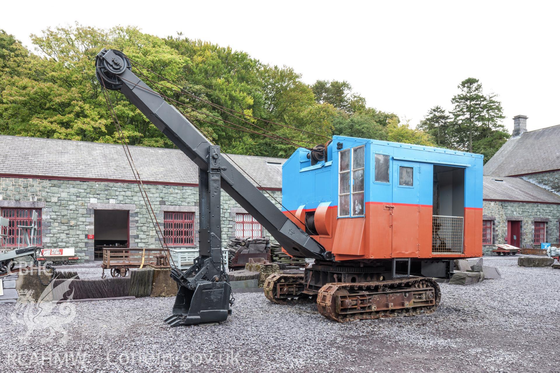 Mechanical excavator