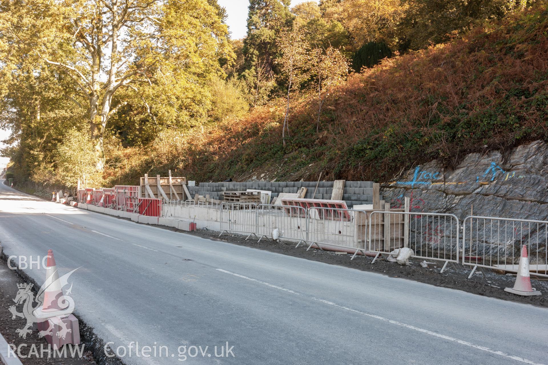 Ranger lodge area. Rock cutting outside the Coach house, viewed from the west southwest. (20/10/2012)