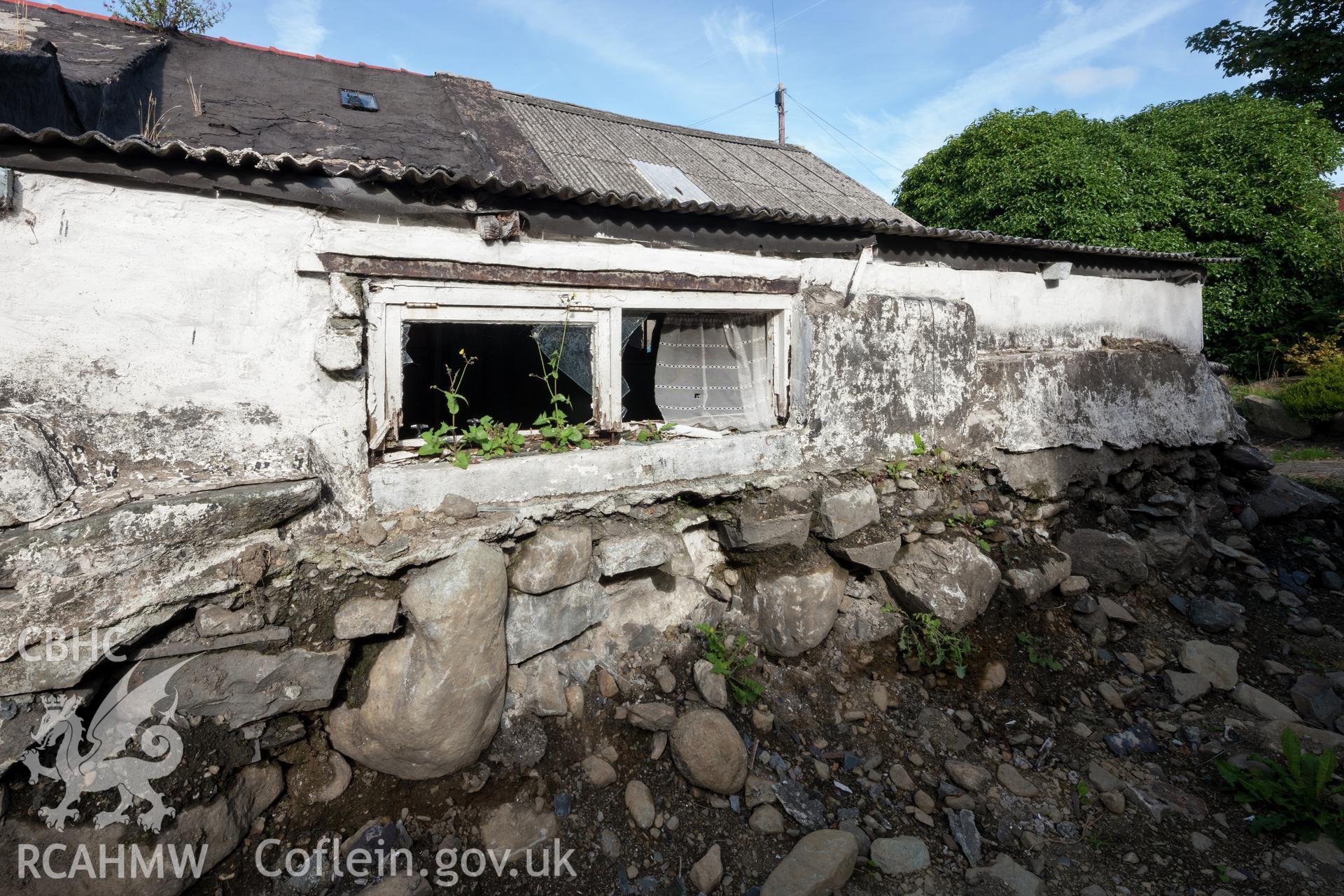 Detail of rear extension foundations
