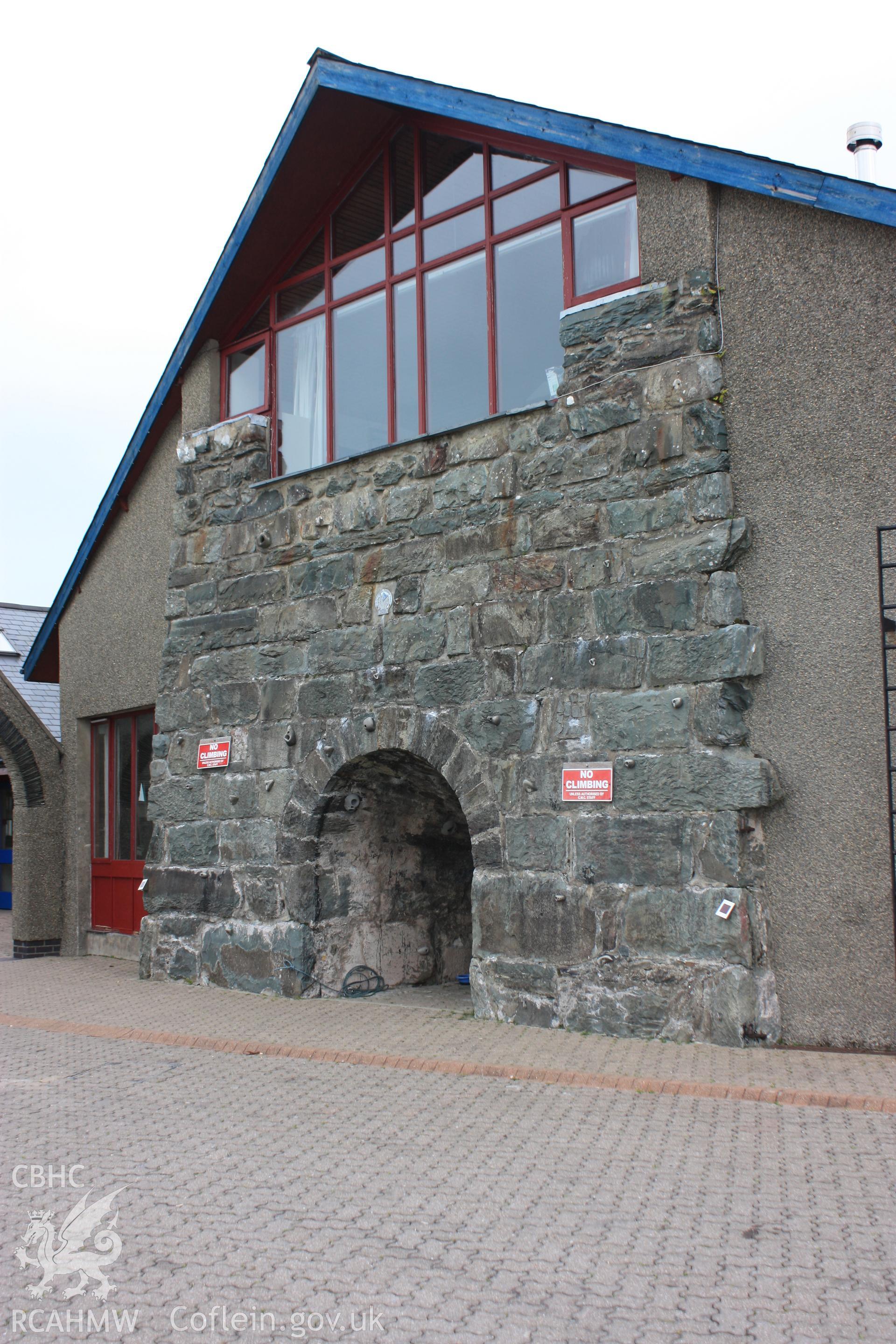 Exterior of limekiln, Pensarn Harbour
