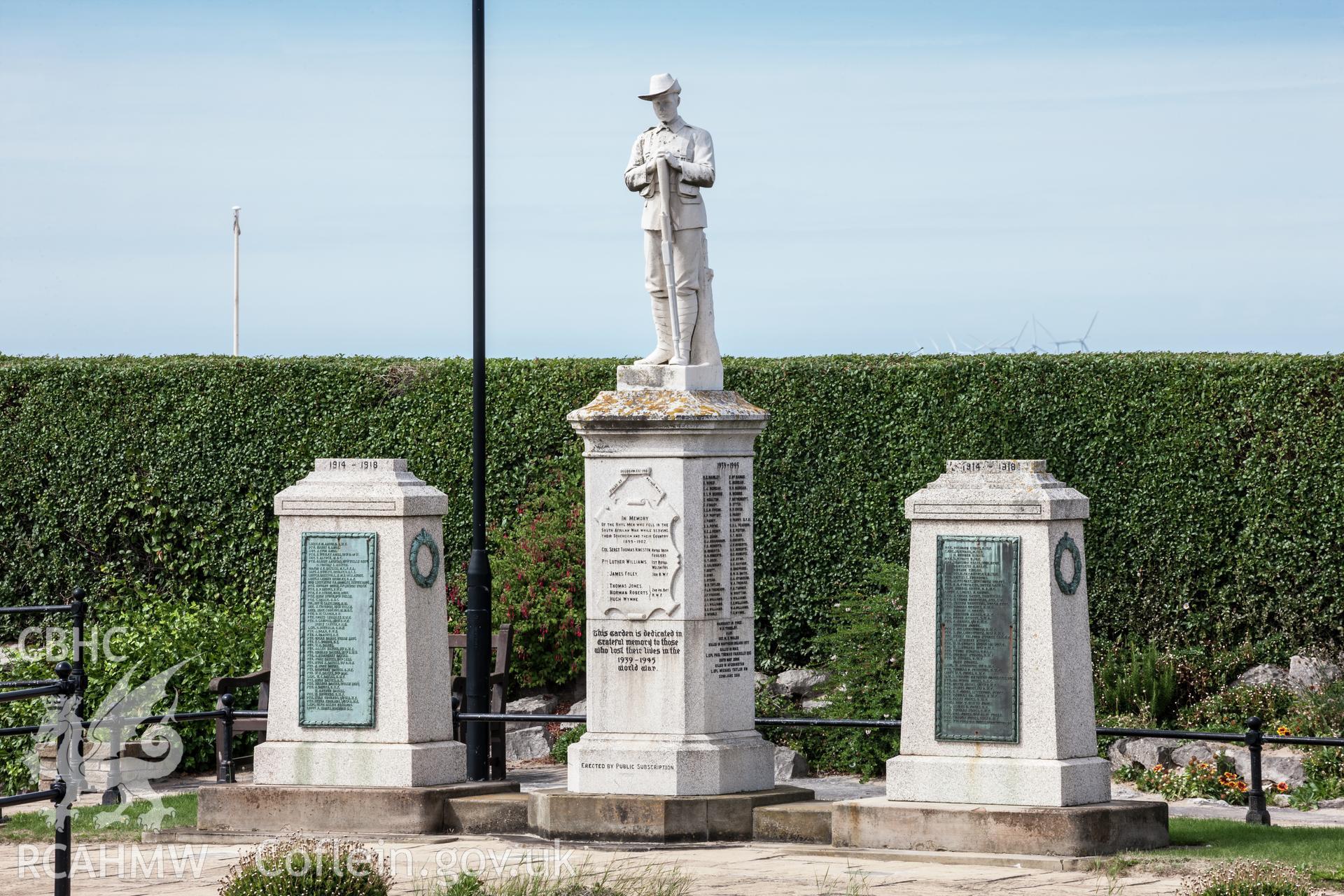 Statue and cenotaph from the south southeast