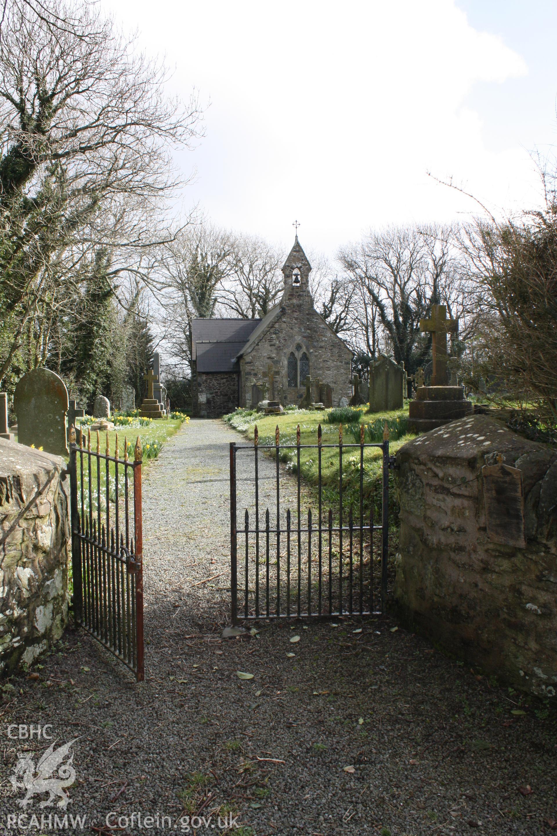 Entrance gate to the west of the churchyard
