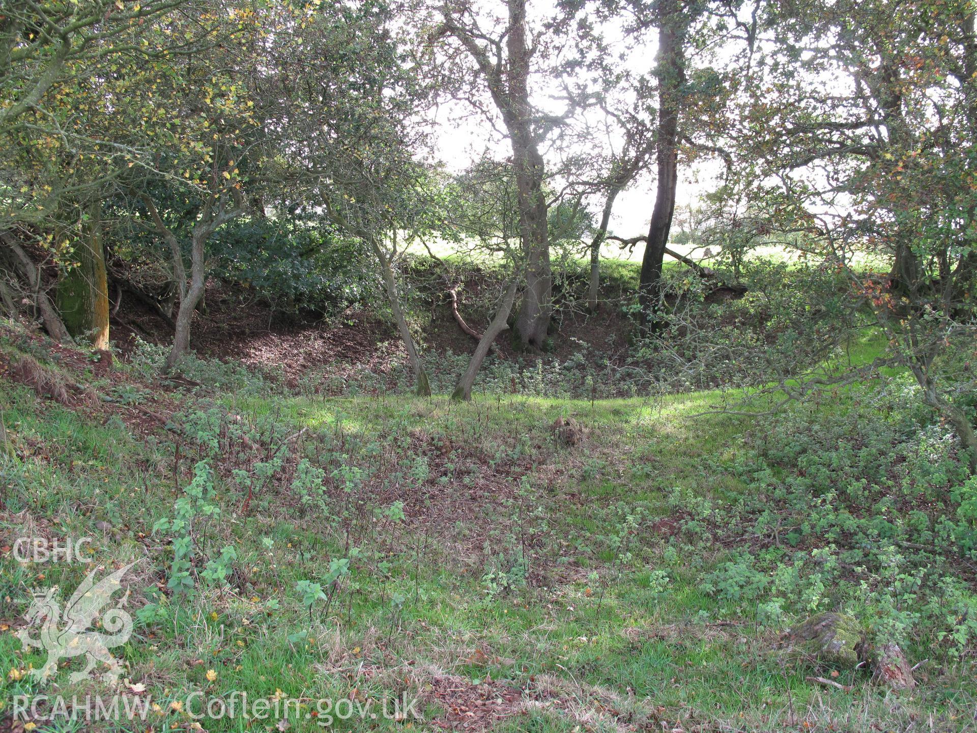 Quarry hollow at Craig-y-dorth from the east, taken by Brian Malaws on 26 September 2011.