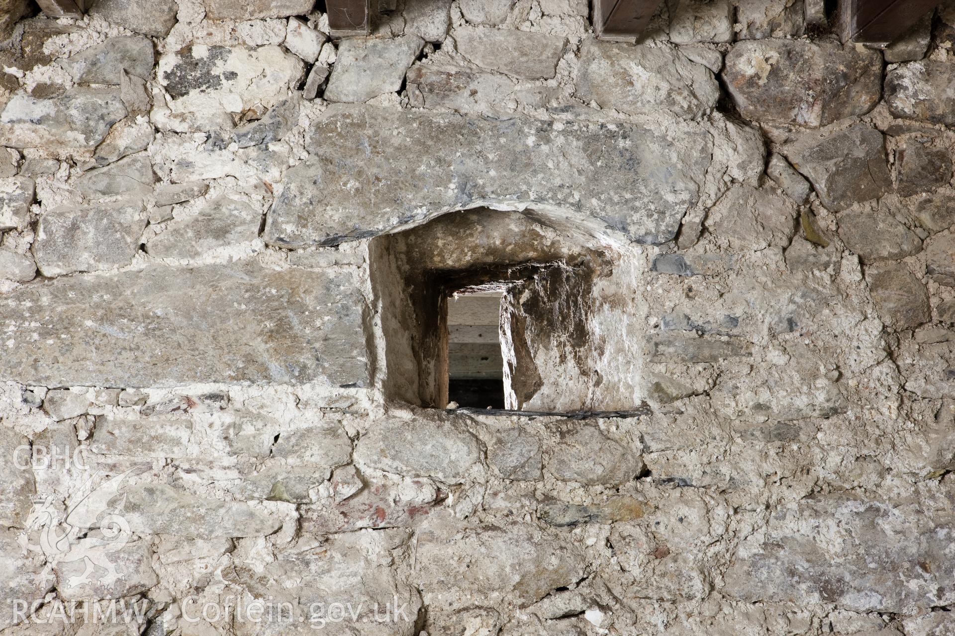 Ground floor east (N), small opening to kitchen