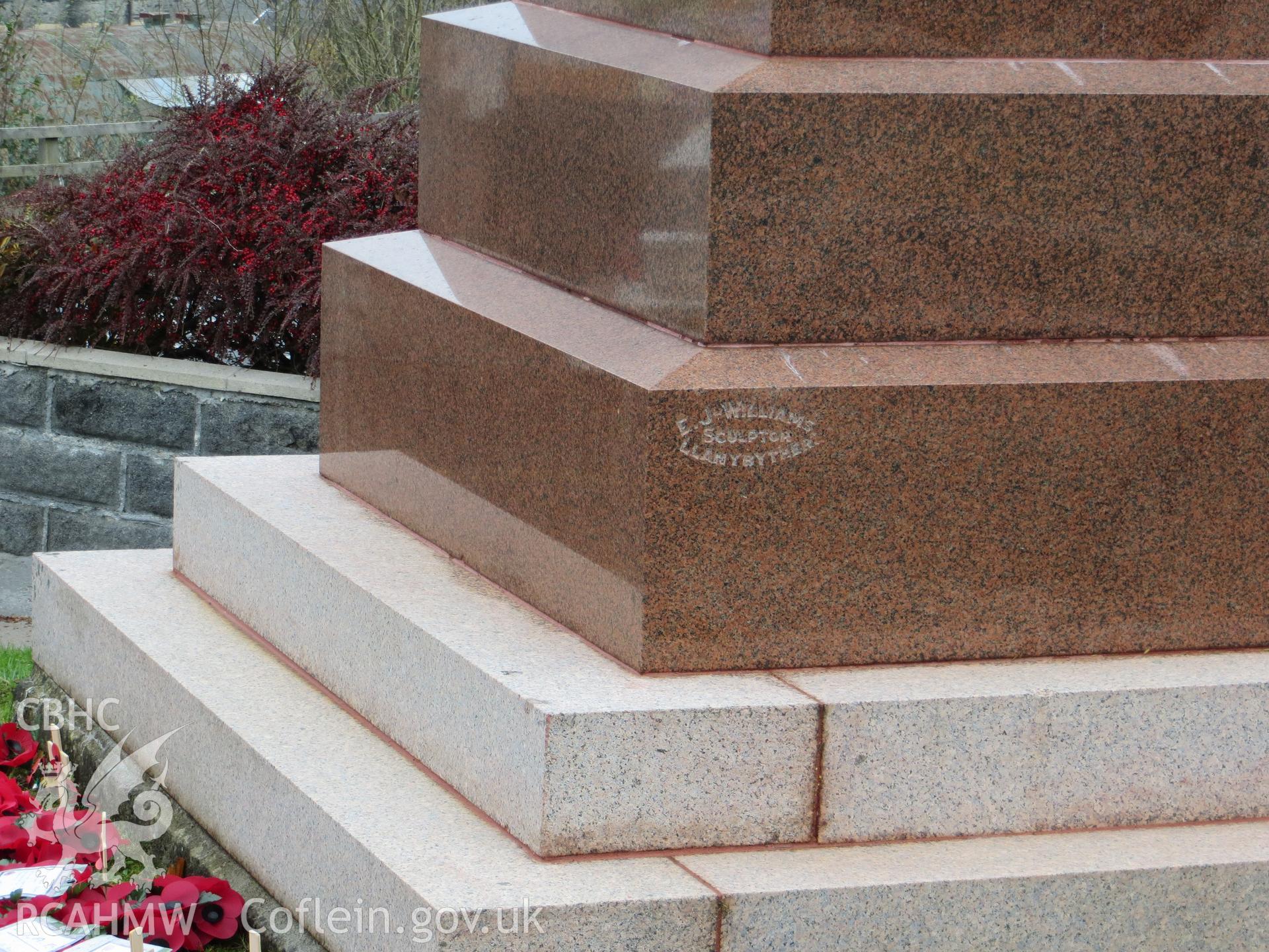 Detail of base and lower plinth.