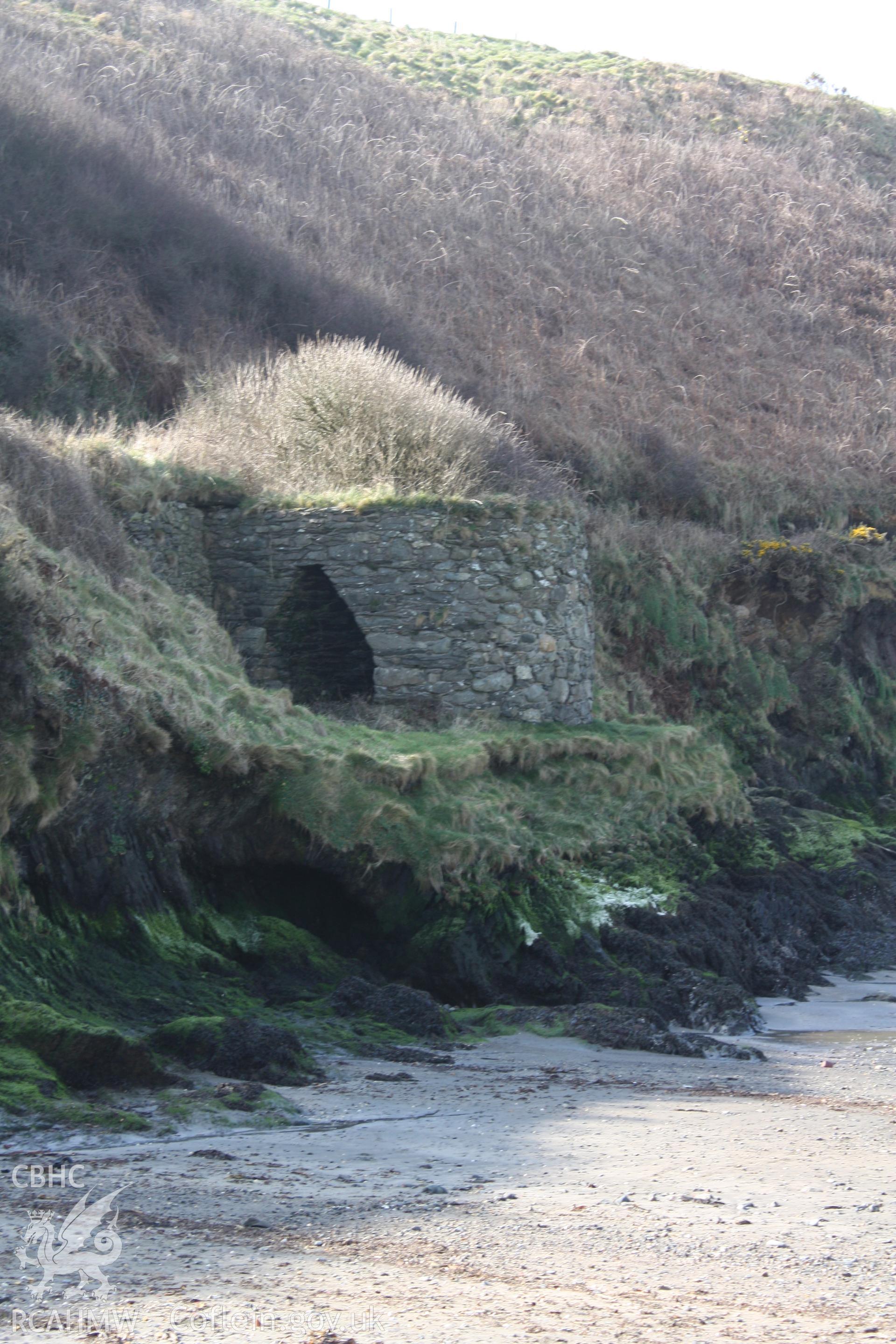 Viewed from the landward (southeast) - the limekiln on the western side of the Abercastle inlet