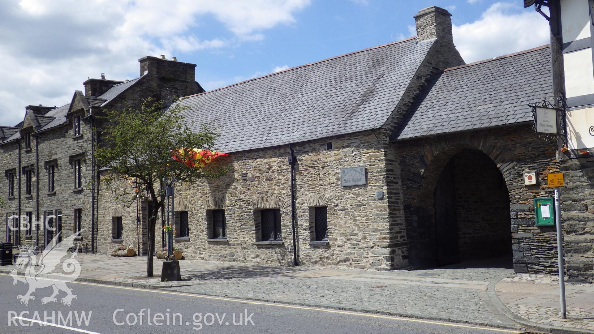 Exterior view of the Old Parliament Building, Heol Maengwym, Machynlleth
