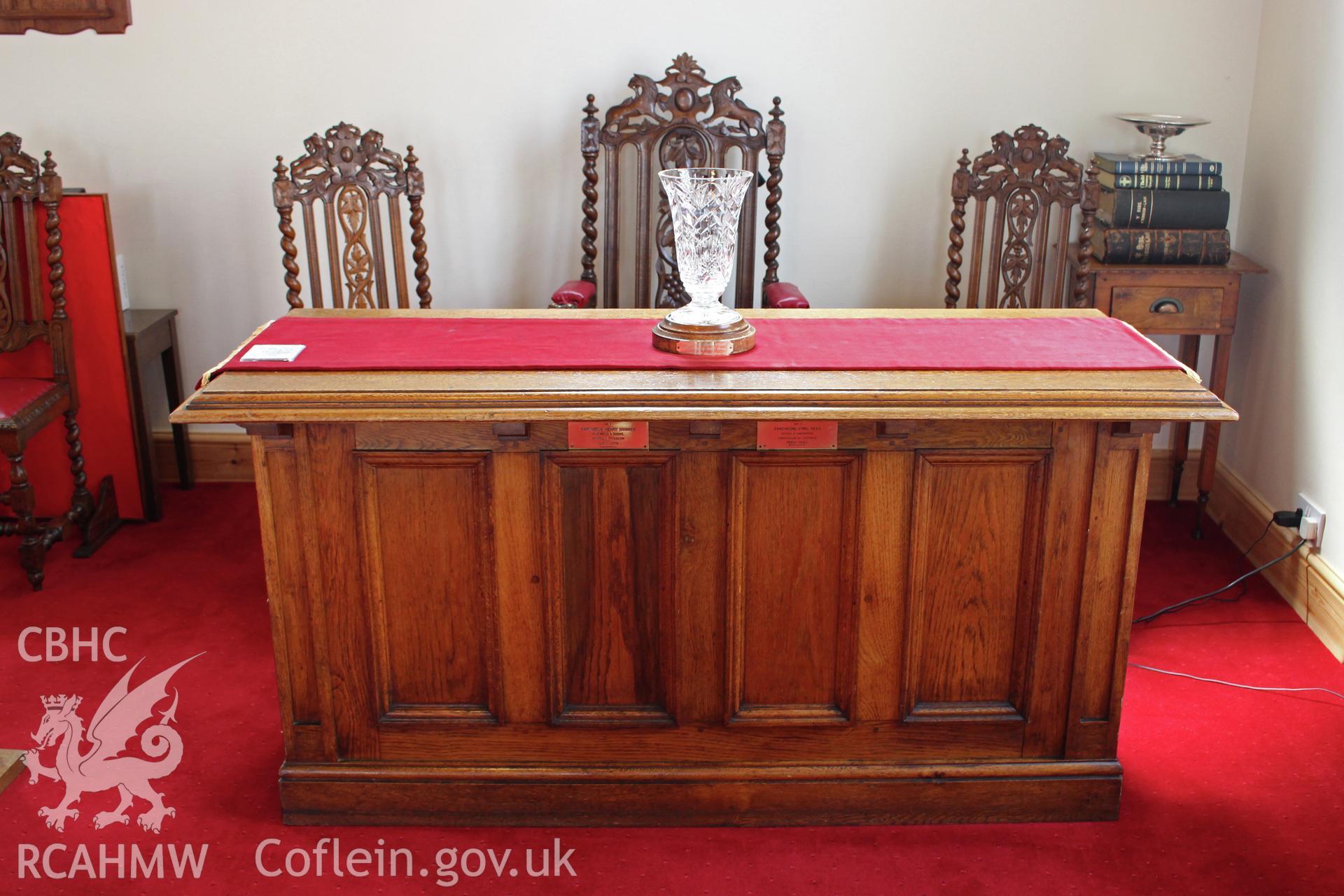 Bethel Independent Chapel, Pen-Clawdd, detail of communion table in vestry.