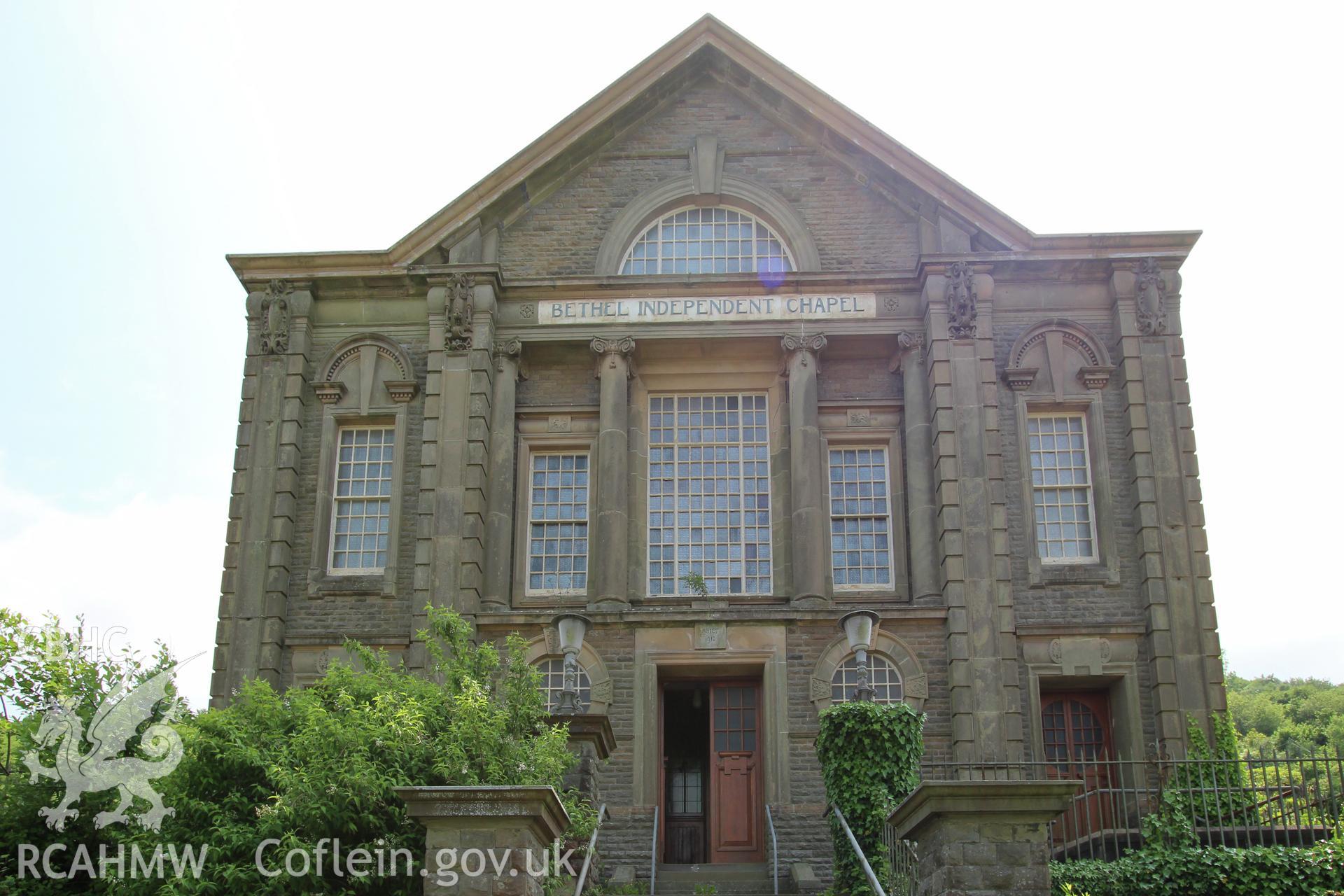 Bethel Independent Chapel, Pen-Clawdd, north facade