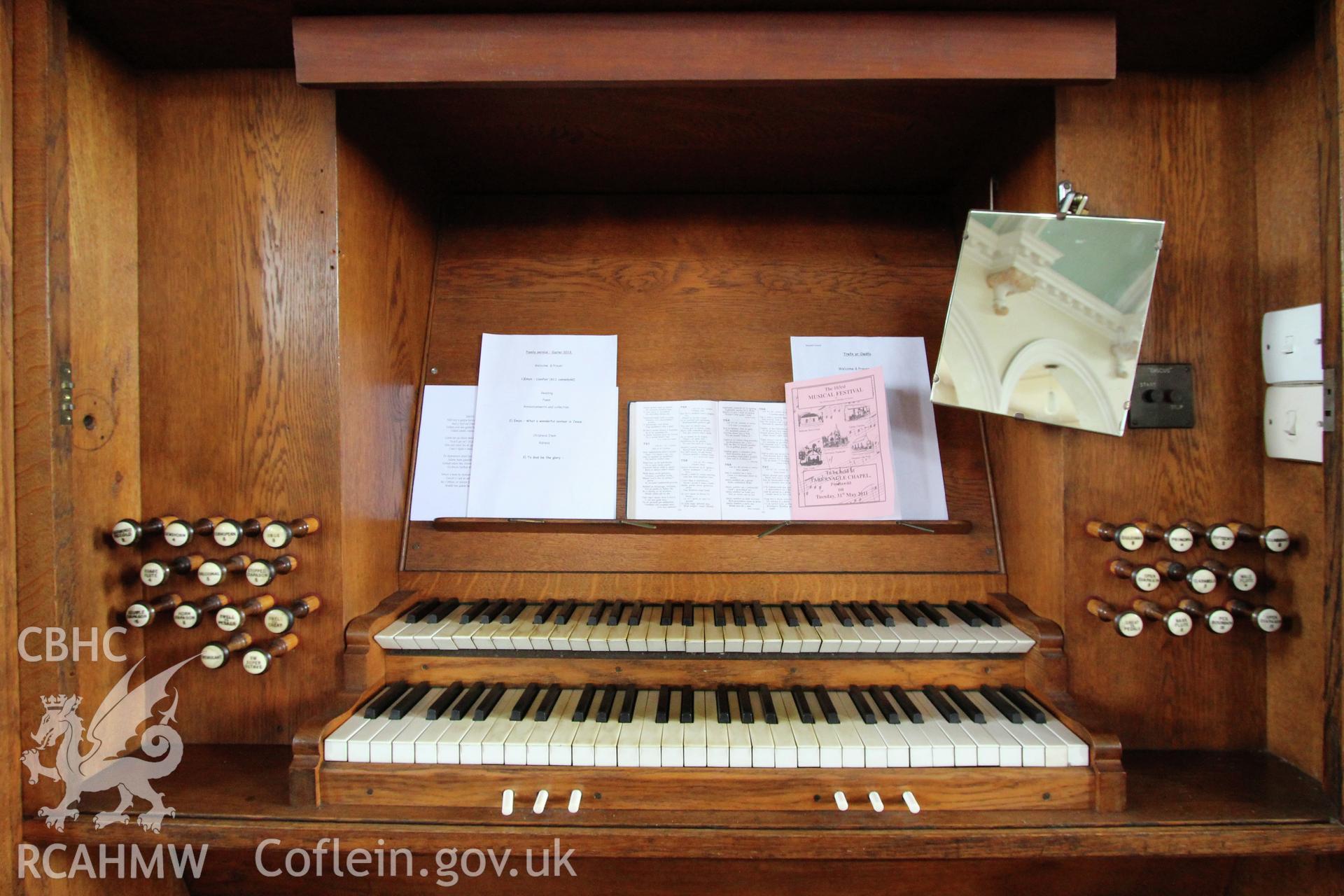 Bethel Independent Chapel, Pen-Clawdd, detail of organ