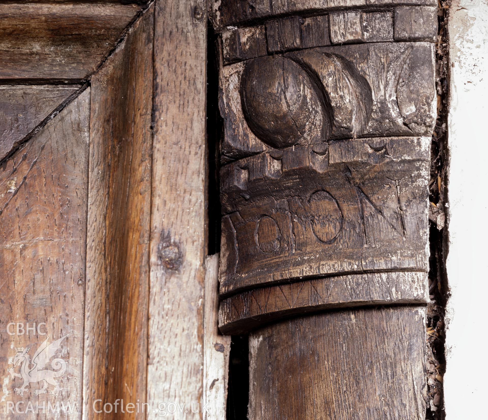 Detail of inscription on column bosses