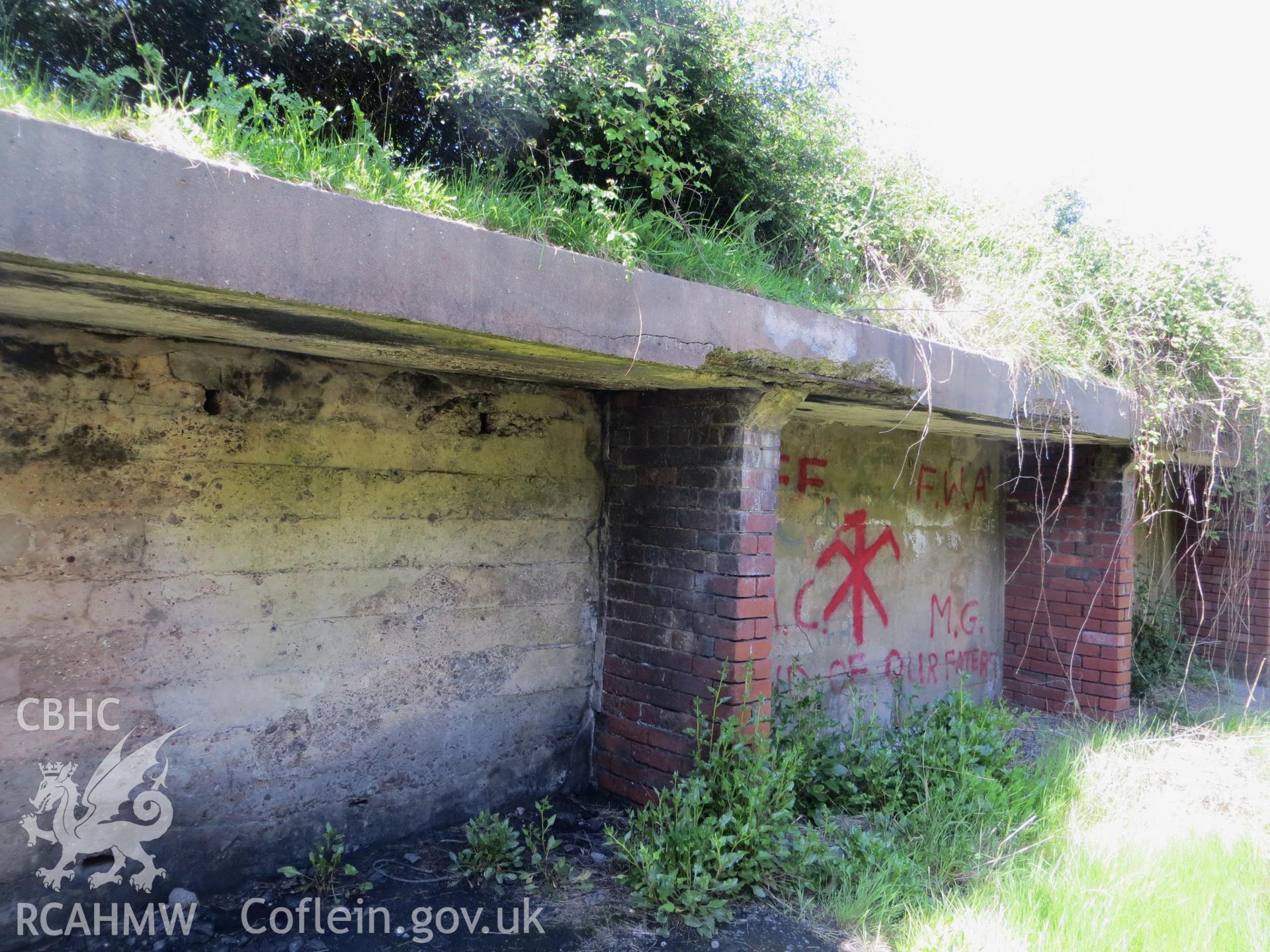 Markers' shelter alongside target gallery.