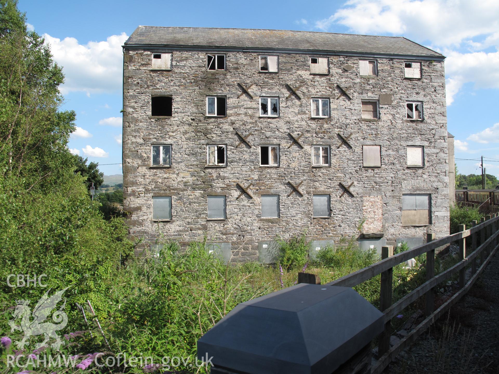 Northwest elevation of Snowdon Mill.