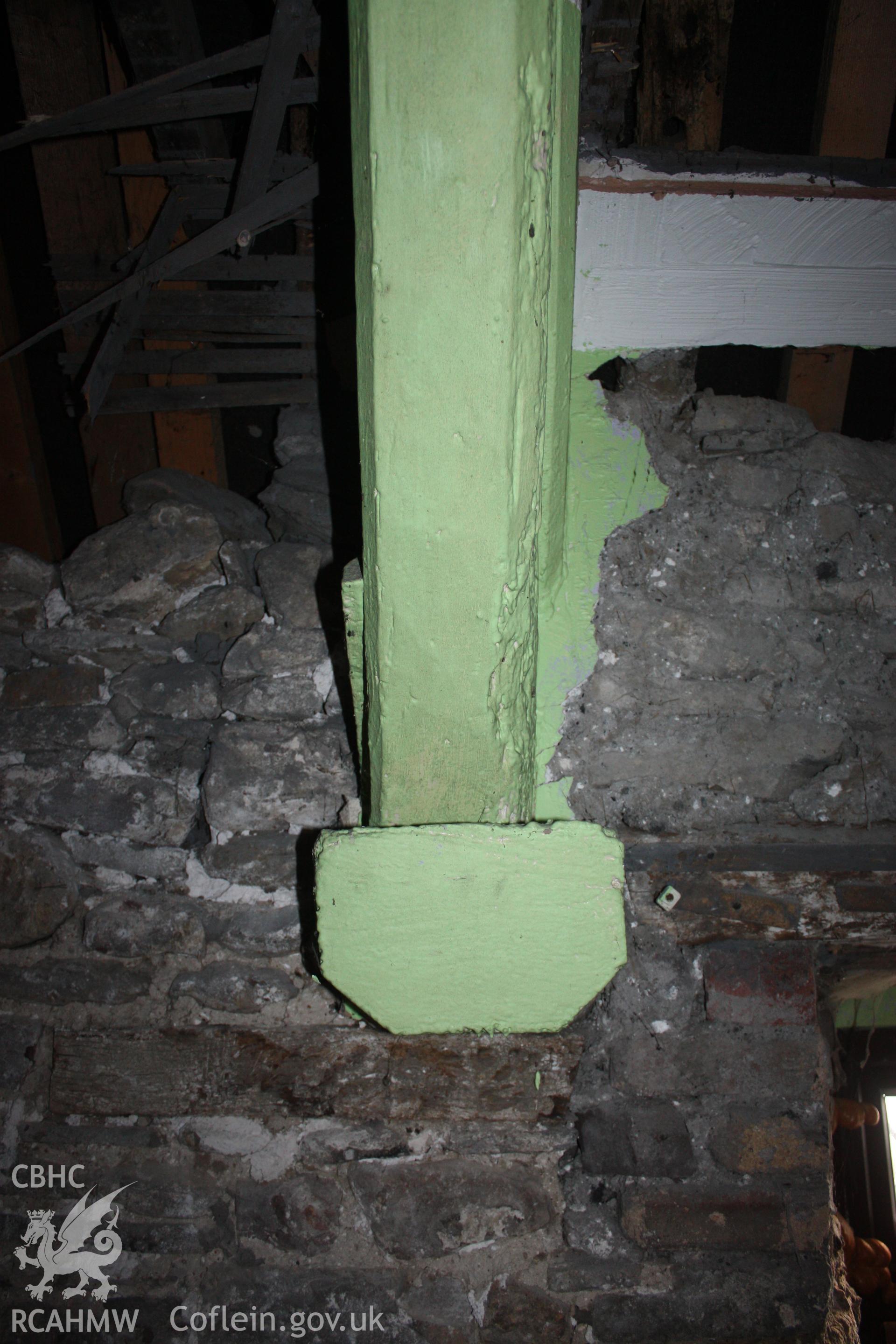 Interior; cut tie beam of truss on section A-A (south)