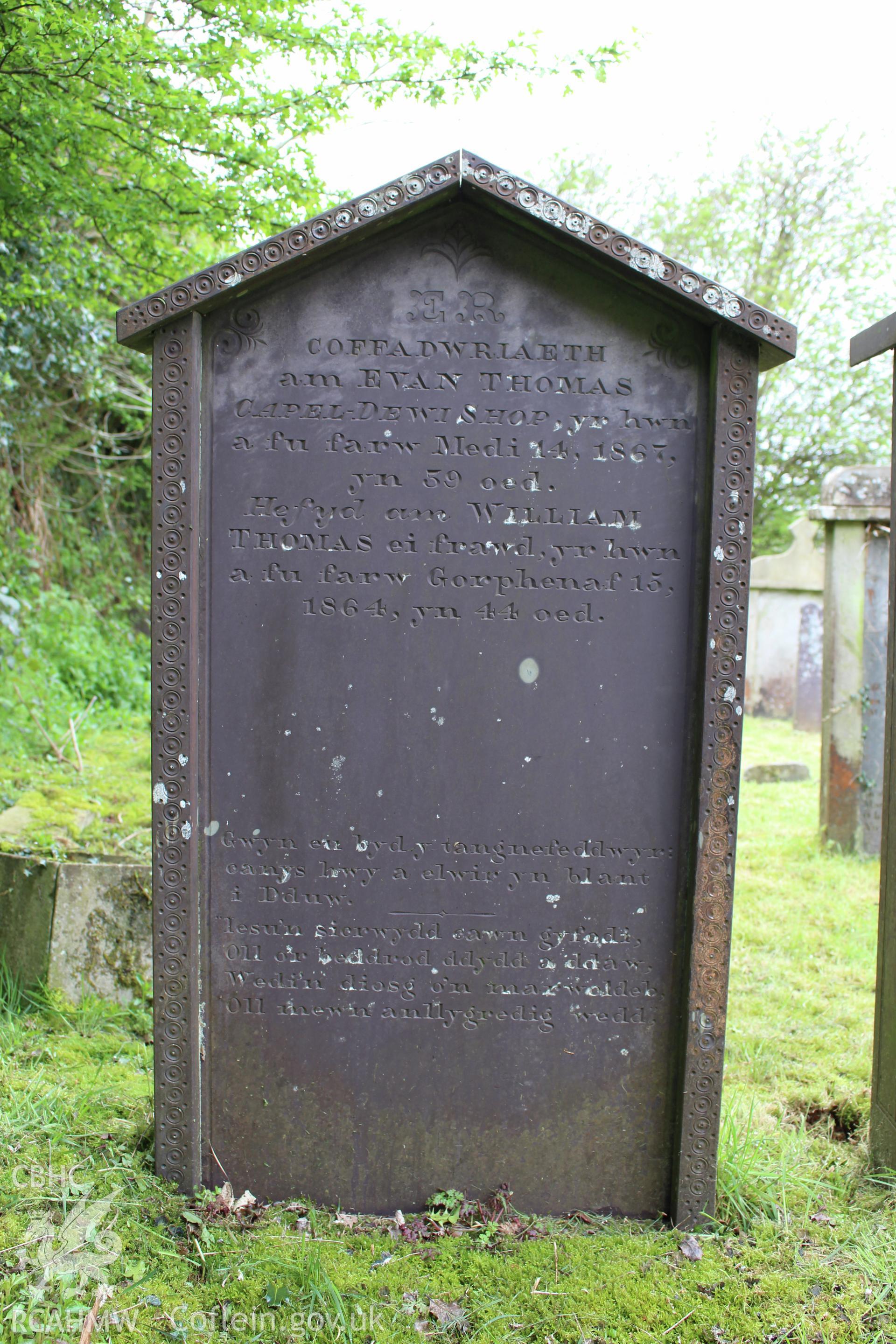 Gravestone of Evan & William Thomas
