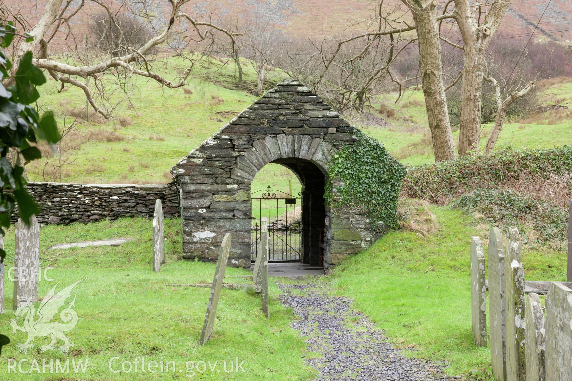 Lytch gate from the northwest