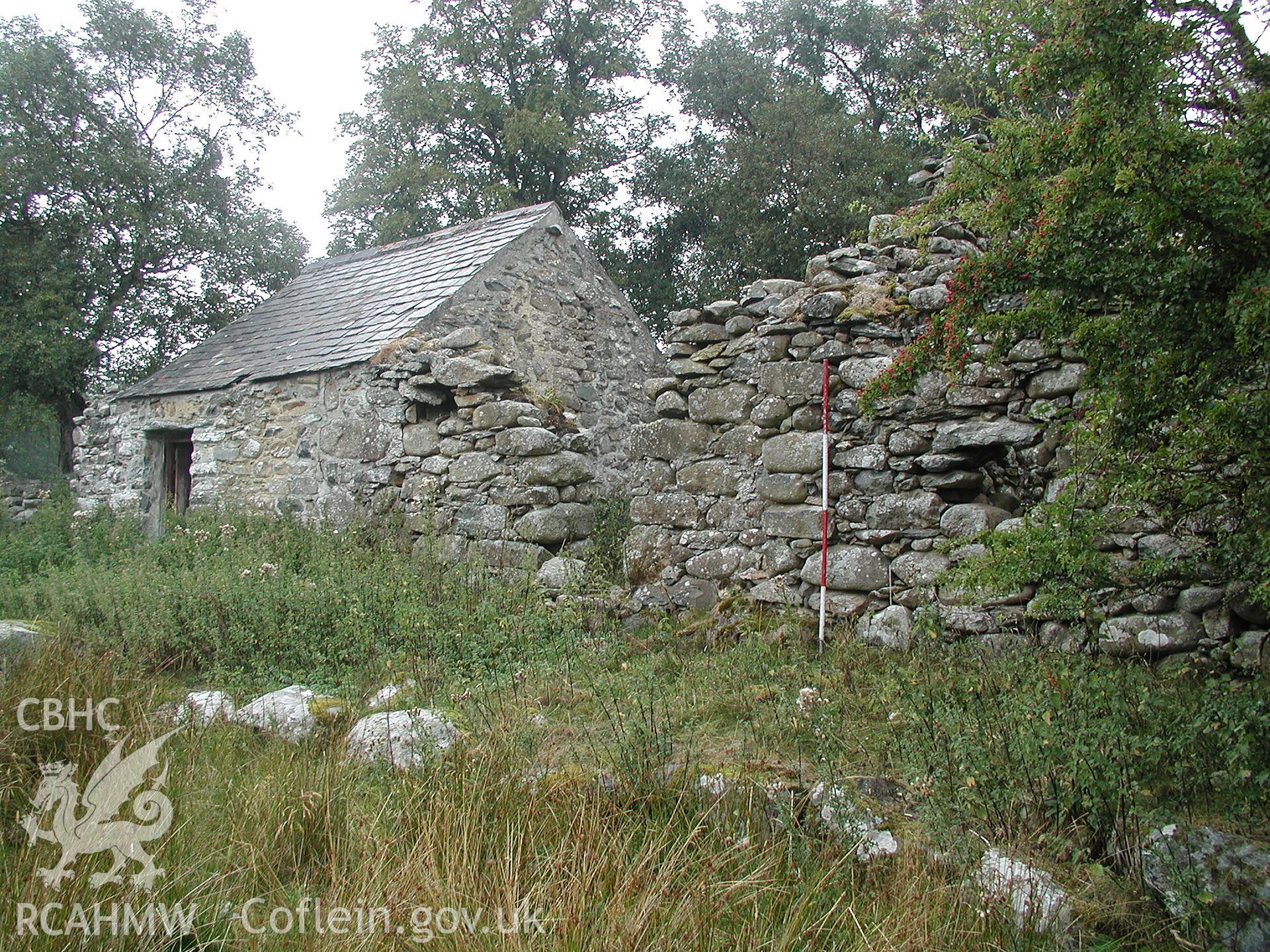 Digital photograph of Pont Newydd Cottage taken on 28/08/2003 by Cambrian Archaeological Projects during the Eastern Snowdonia Upland Survey