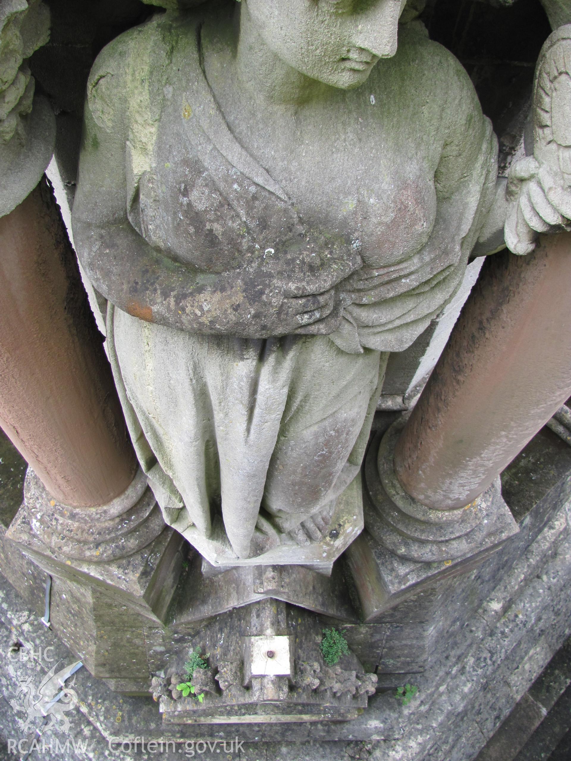 Detail of the north side of the memorial.