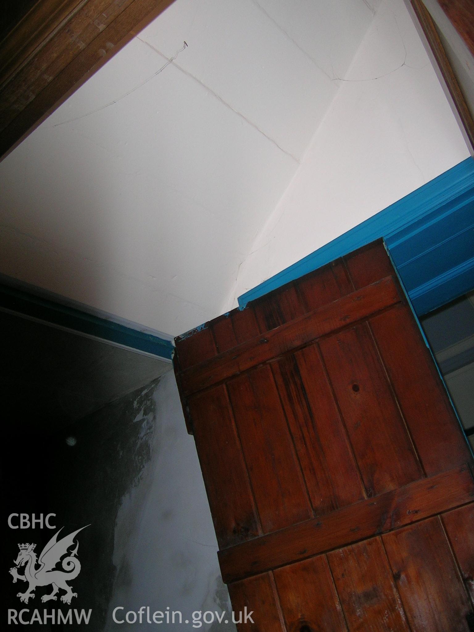 View of ground floor interior -  entrance ceiling