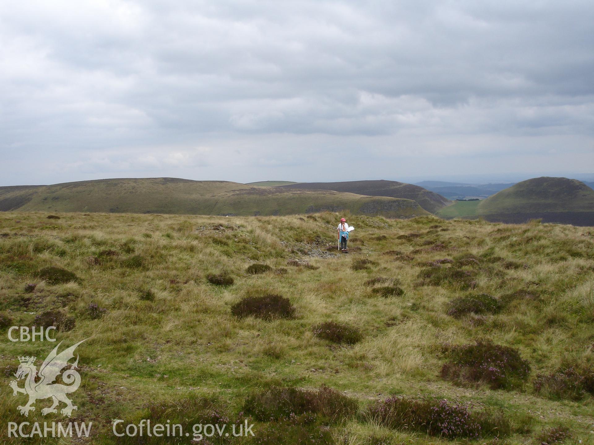Digital Color photograph of an earthwork at Great Rhos taken on 28/08/2007 by R.P. Sambrook during the Great Rhos Upland Survey undertaken by Trysor.