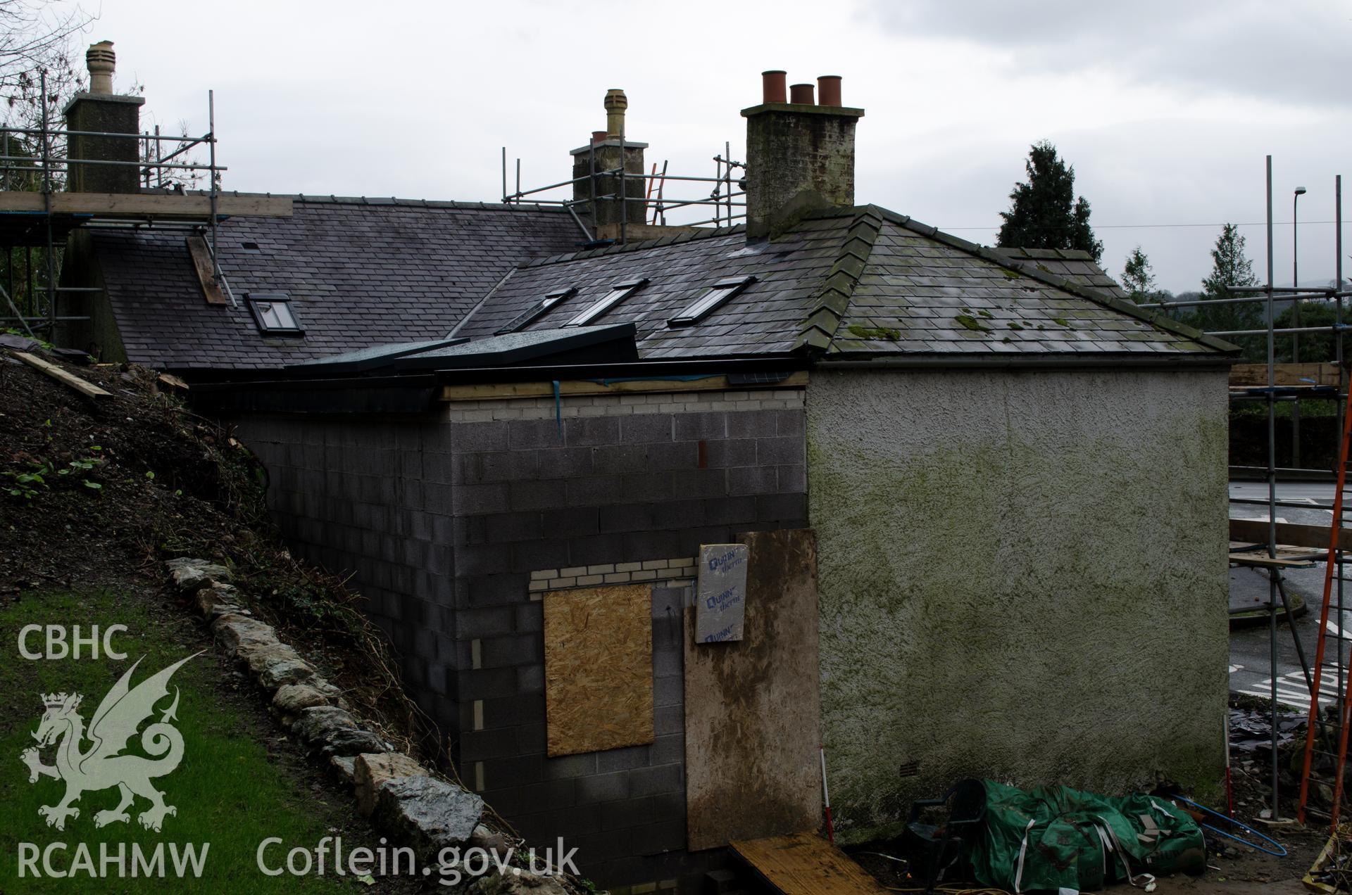 View from the north-west showing close-up of western end of Nant Cottage.