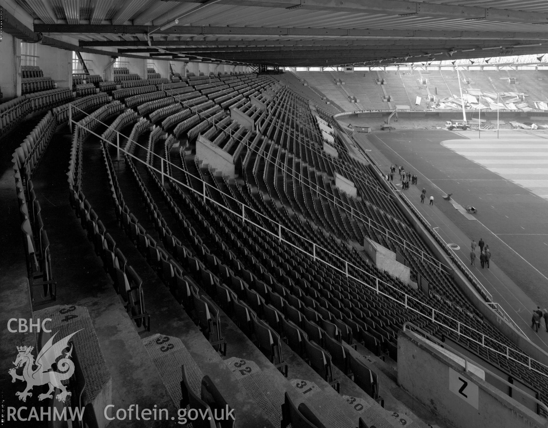 West stand demolition  NA/GL/99/024