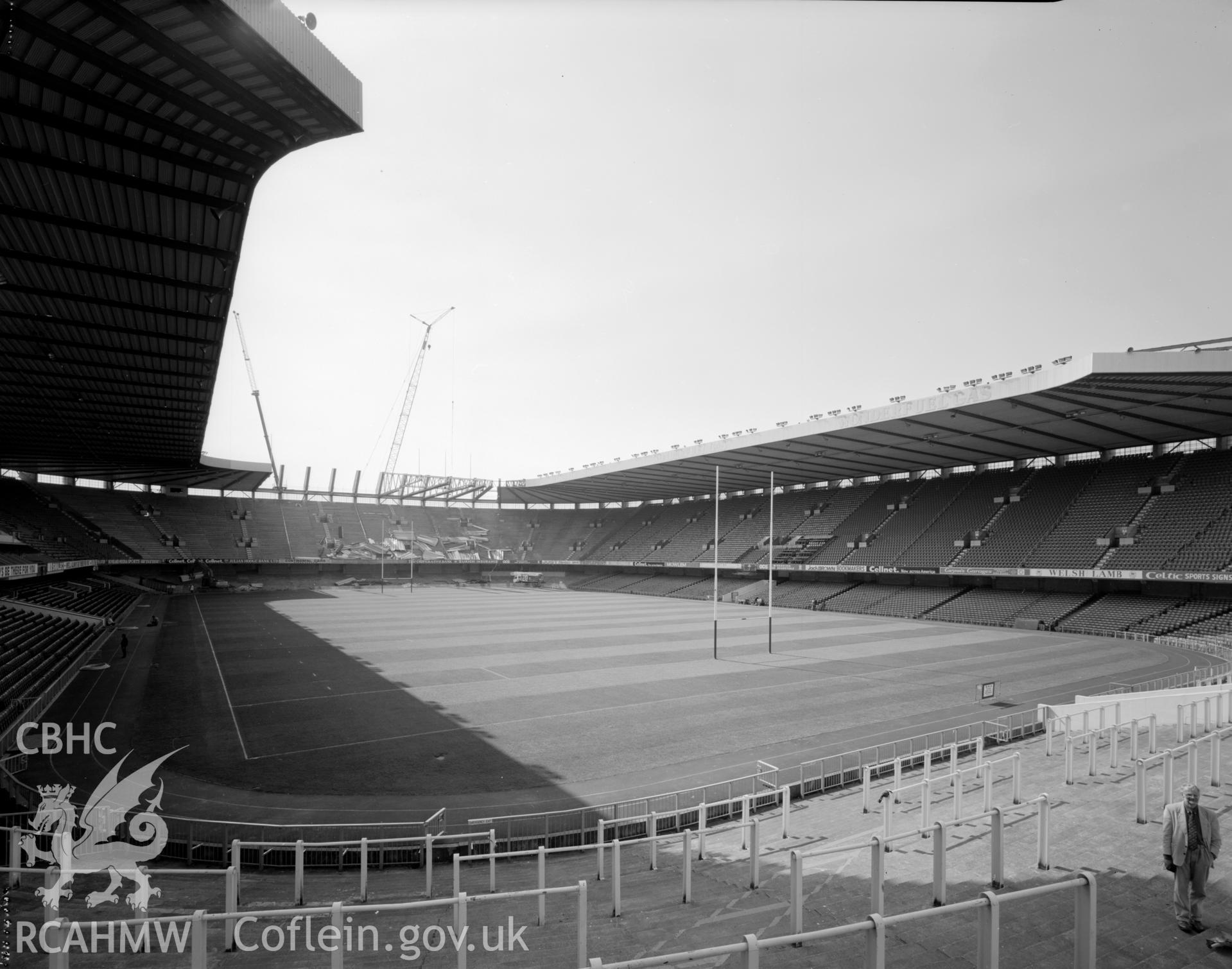 From east terrace  NA/GL/99/024