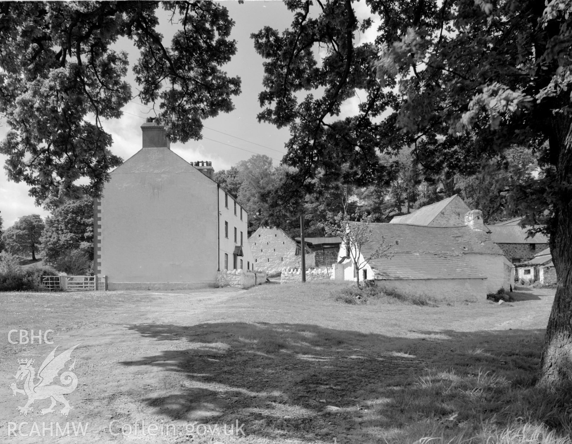 Black and white photographic survey of Ty-isaf, Llansanffraid Glan Conwy, produced by George Bernard Mason as part of the National Buildings Record