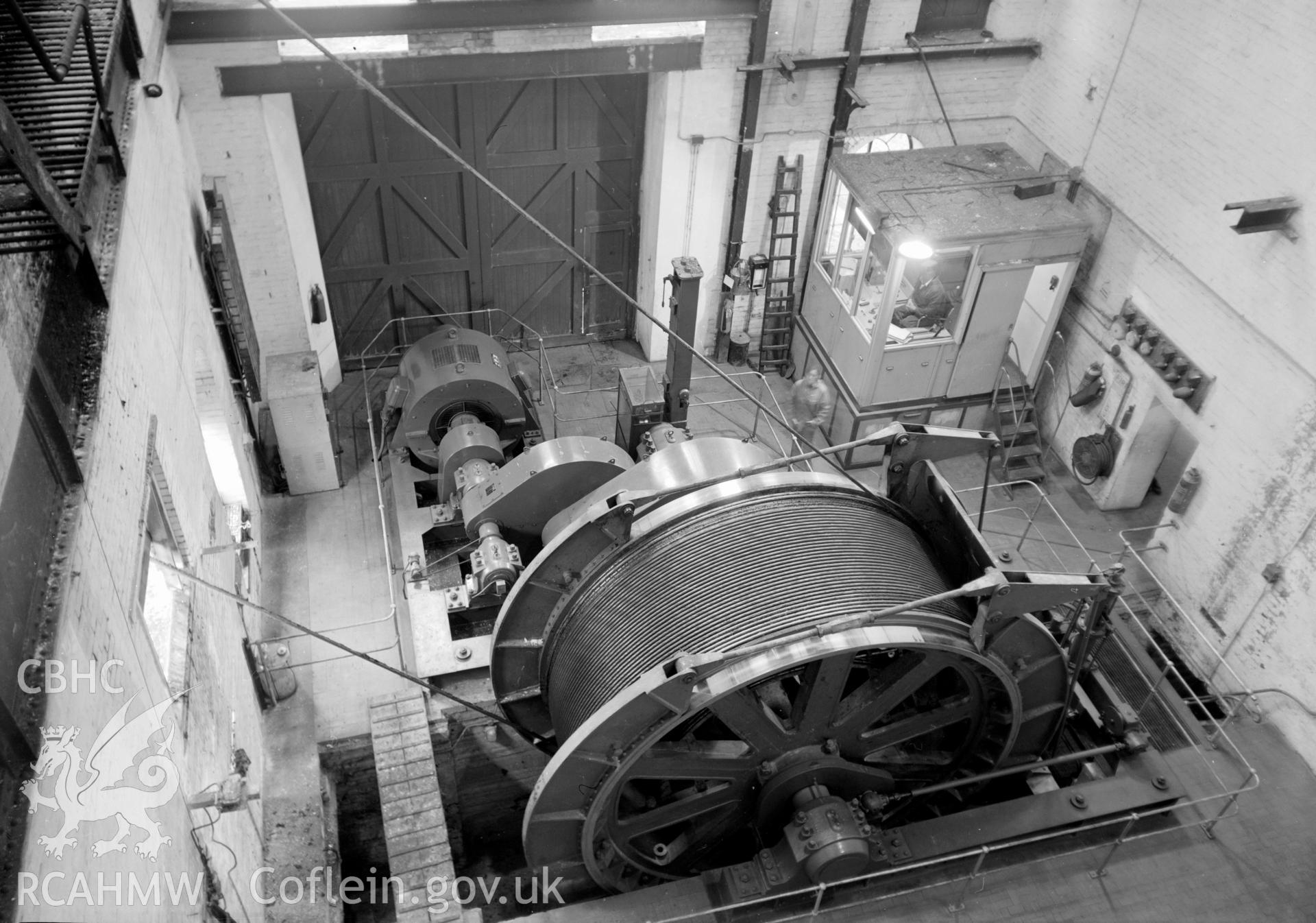 Electric winding engine (Cornwell ref: 14). NA/MM/91/121e