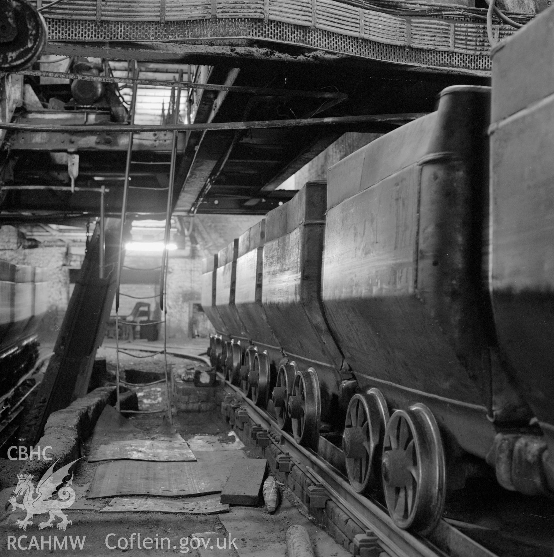 Coal trams. NA/GEN/90/047e