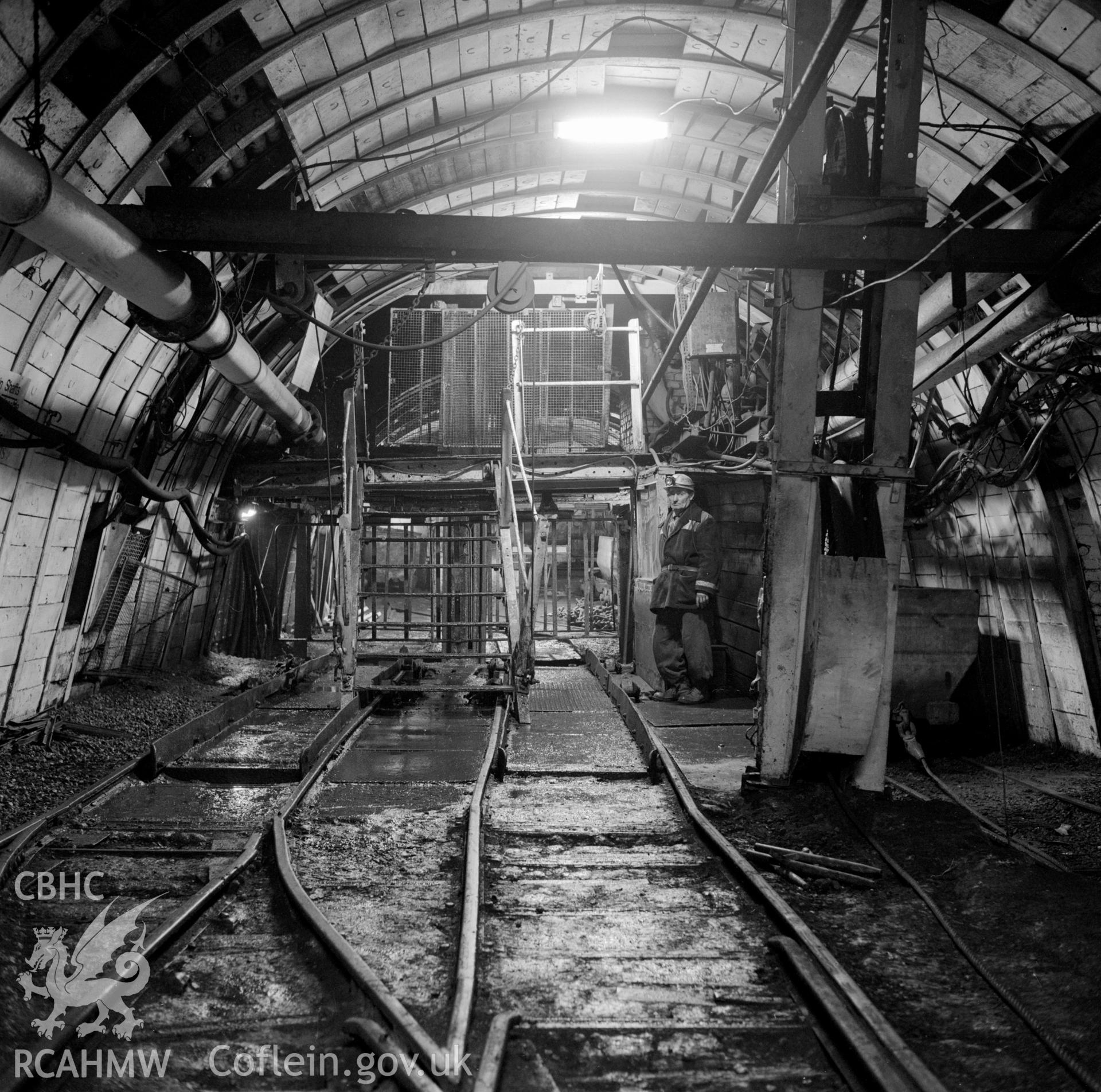 Bottom of downcast shaft (Cornwell ref: 17). NA/MM/91/121e