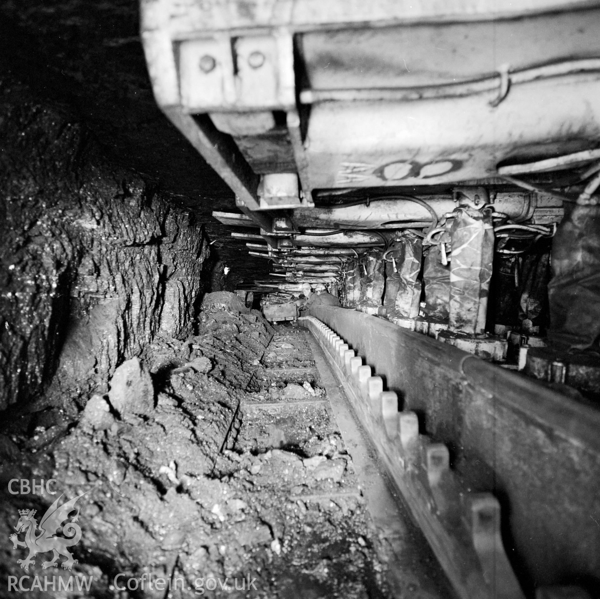 View along coal face (Cornwell ref: 2098). NA/GEN/90/047e