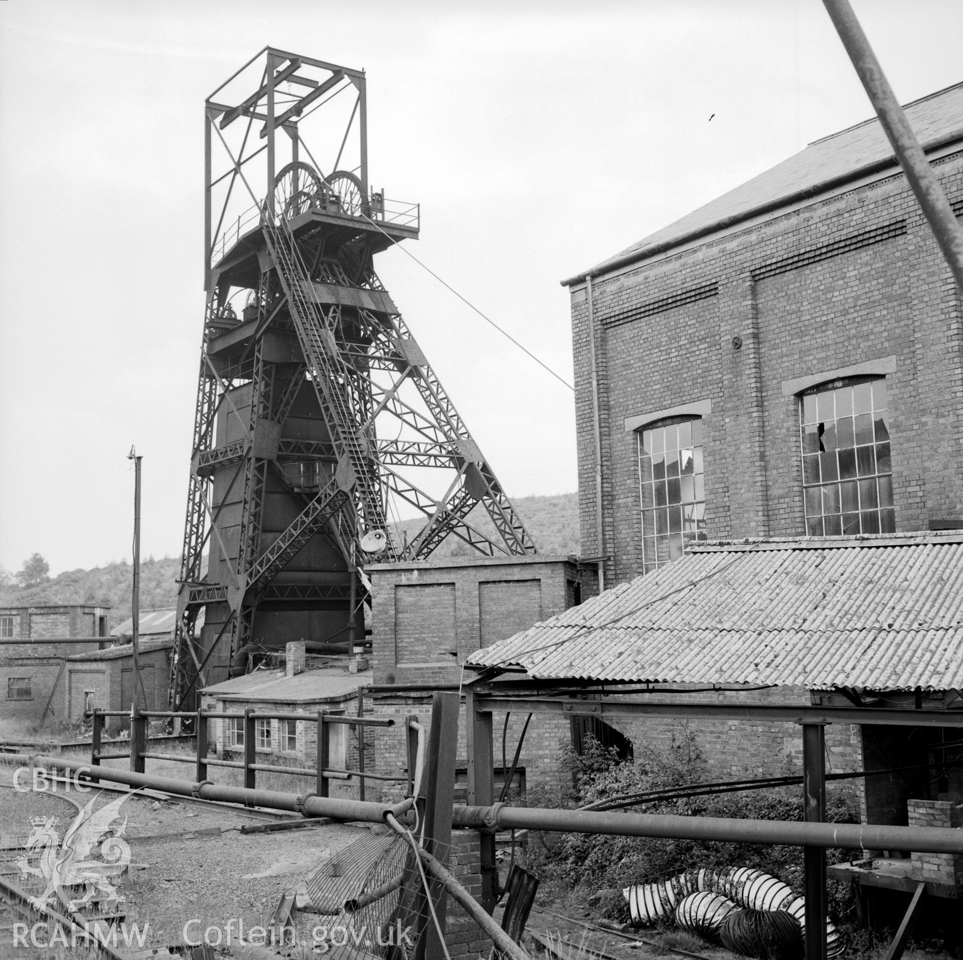 Upcast shaft and engine house (Cornwell ref: CC3). NA/GEN/90/047e