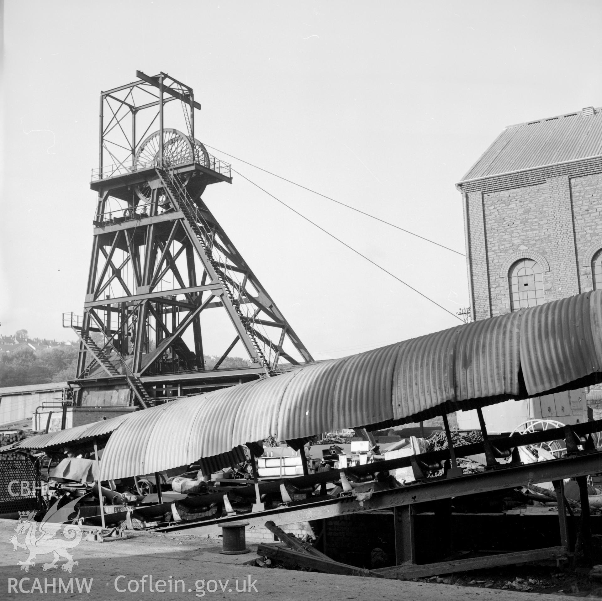 North Celynen Colliery. Headframe on downcast (Cornwell ref: 20). NA/MM/91/121e