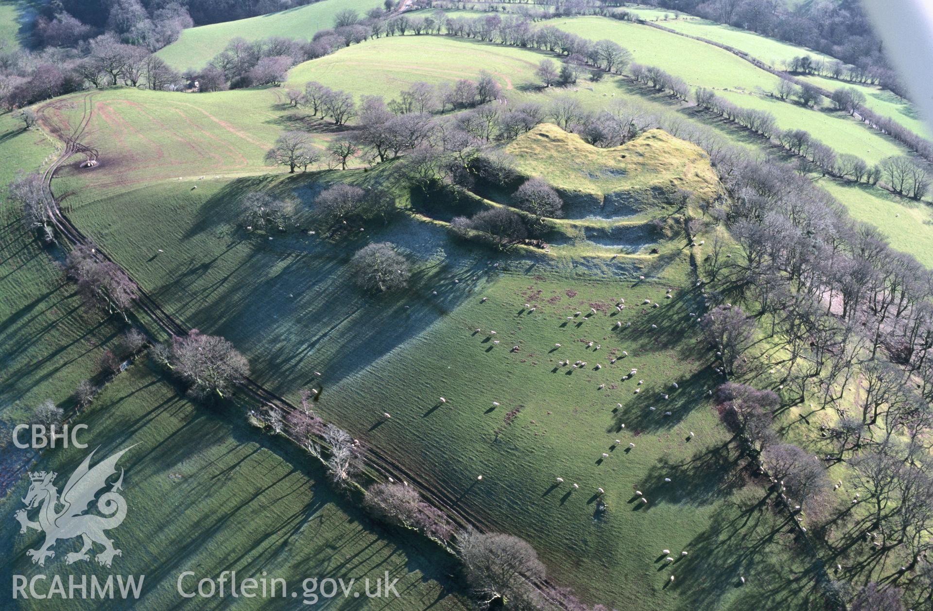 Slide of RCAHMW colour oblique aerial photograph of Corn-y-fan, Camp, taken by T.G. Driver, 2/1/2001.