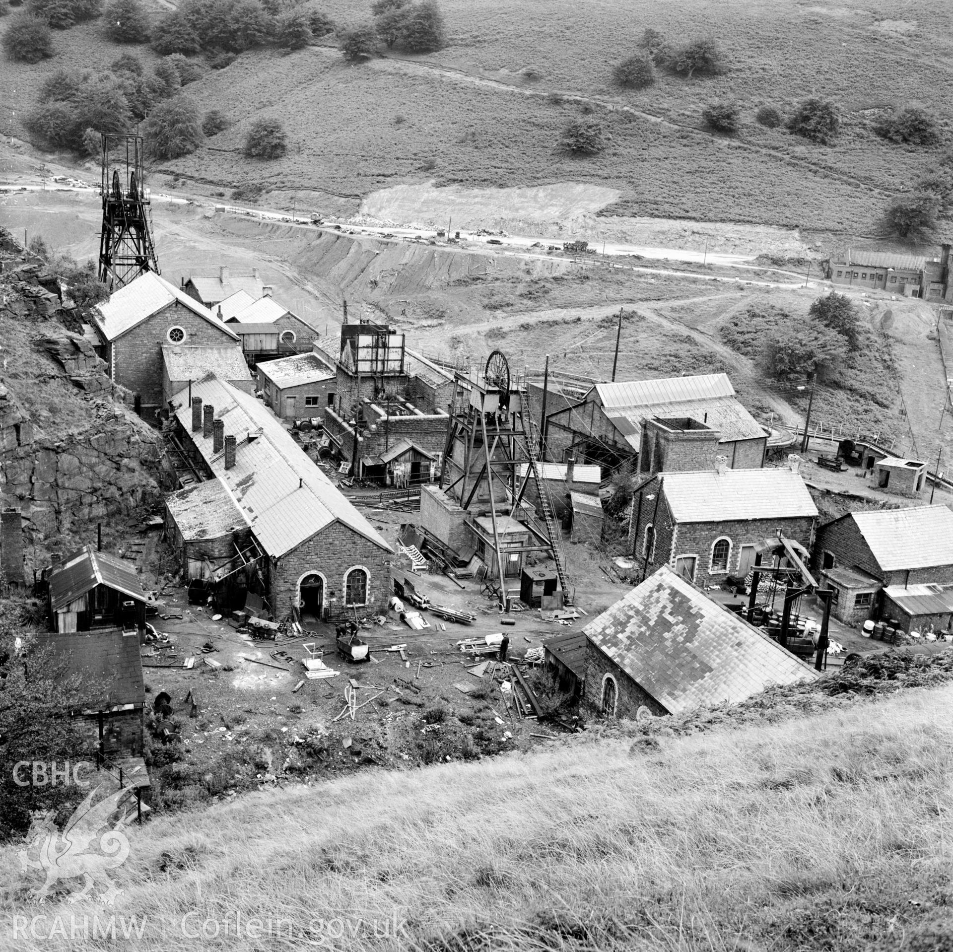 General view from above pit (Cornwell ref: 2). NA/MM/91/121e