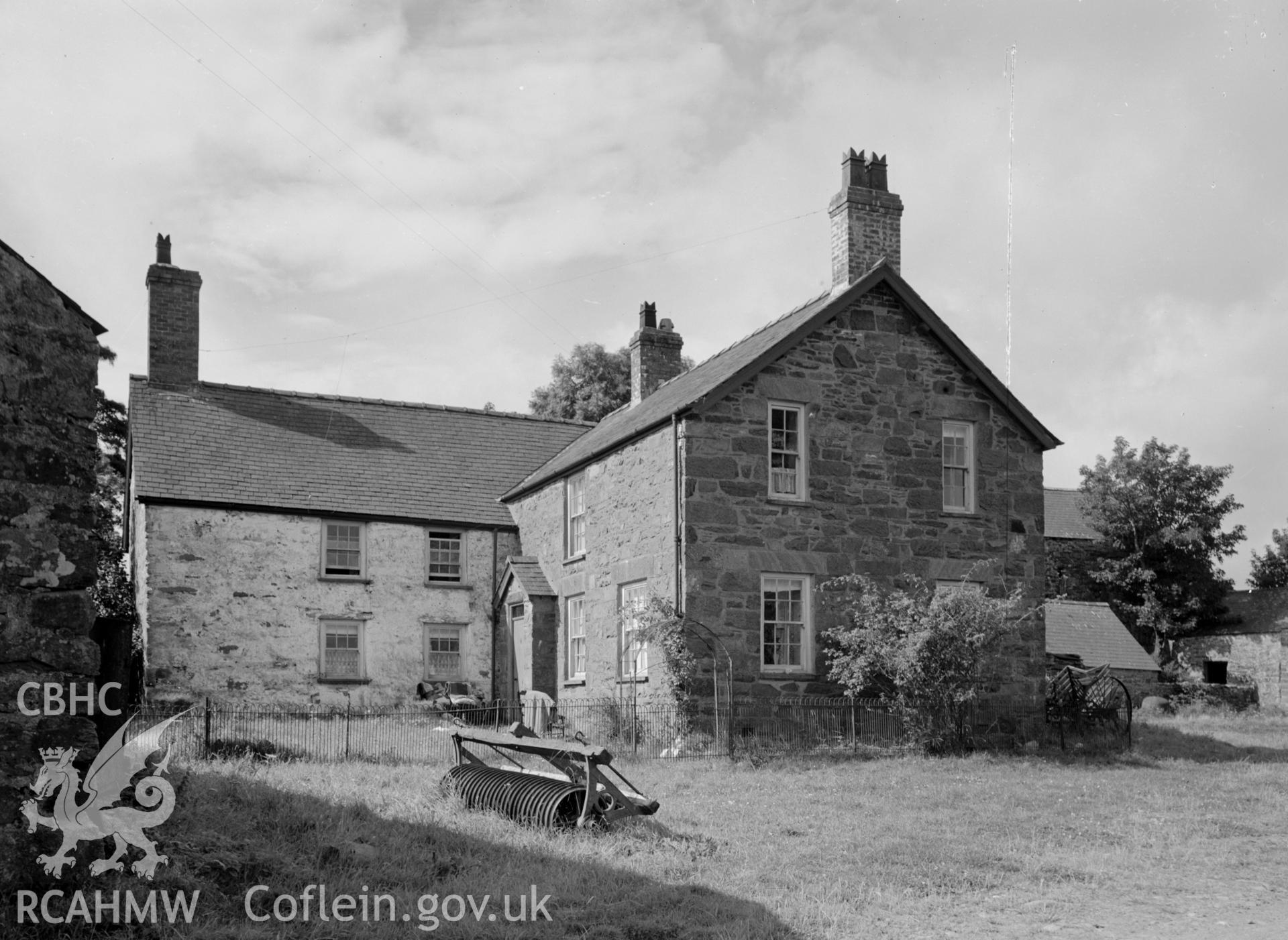 Black and white photographic survey of Plas Iolyn, Pentrefoelas, produced by George Bernard Mason as part of the National Buildings Record