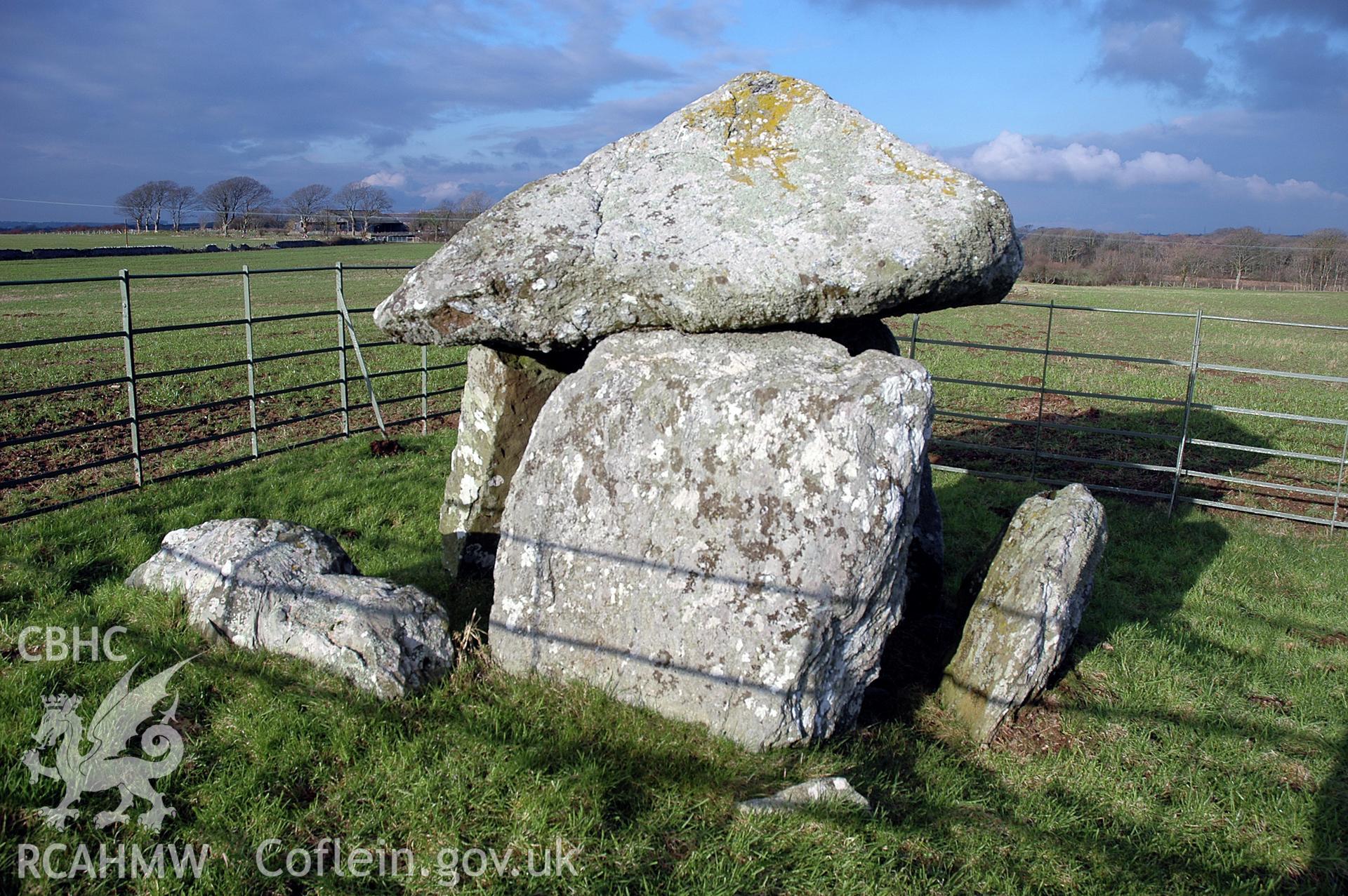 Bodowyr Burial Chamber from the south.